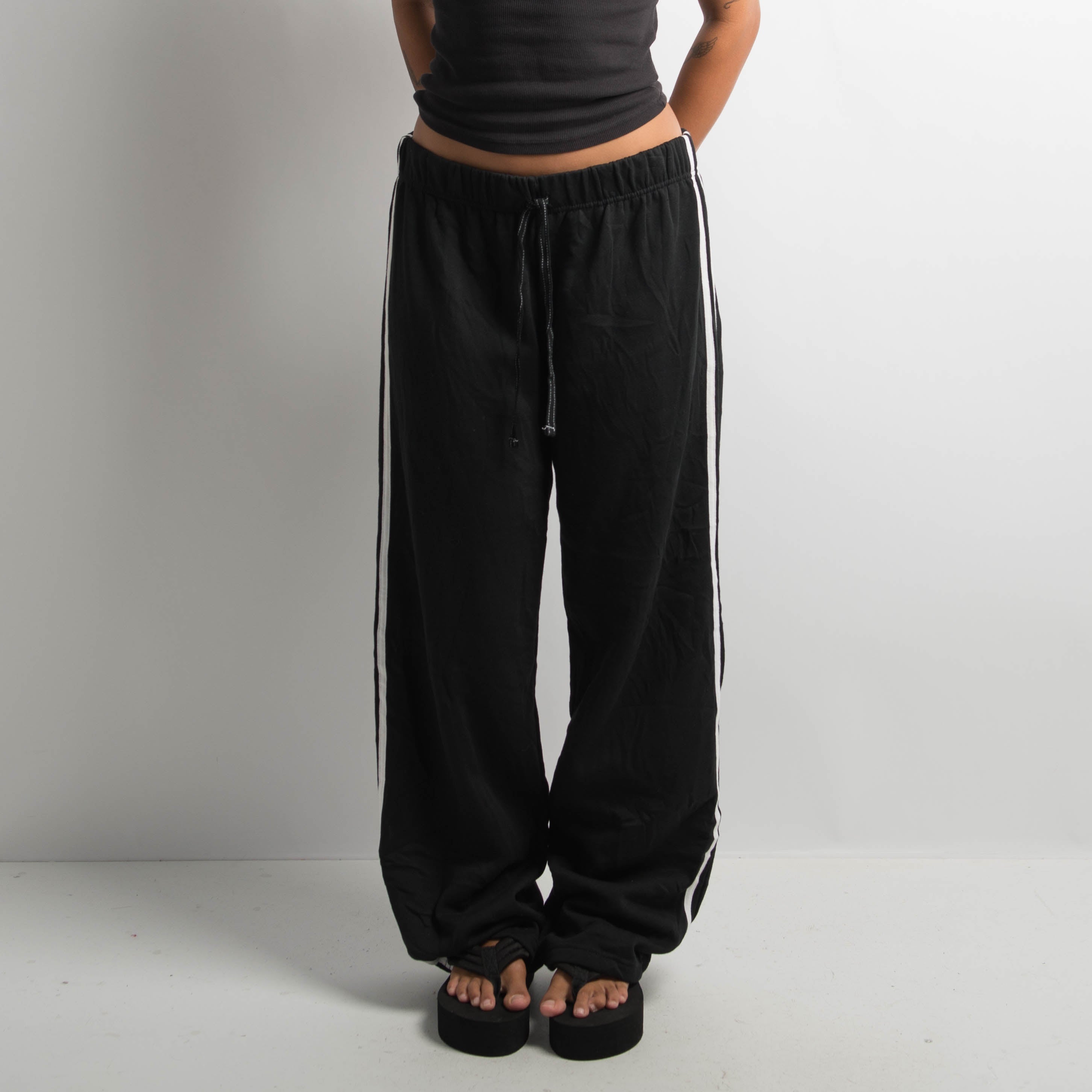 BLACK FLEECE SWEATPANTS