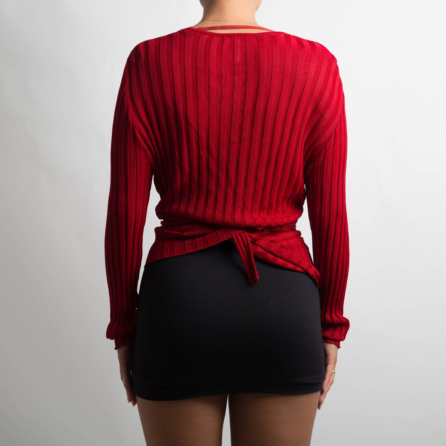 RED RIBBED TIE FRONT TOP