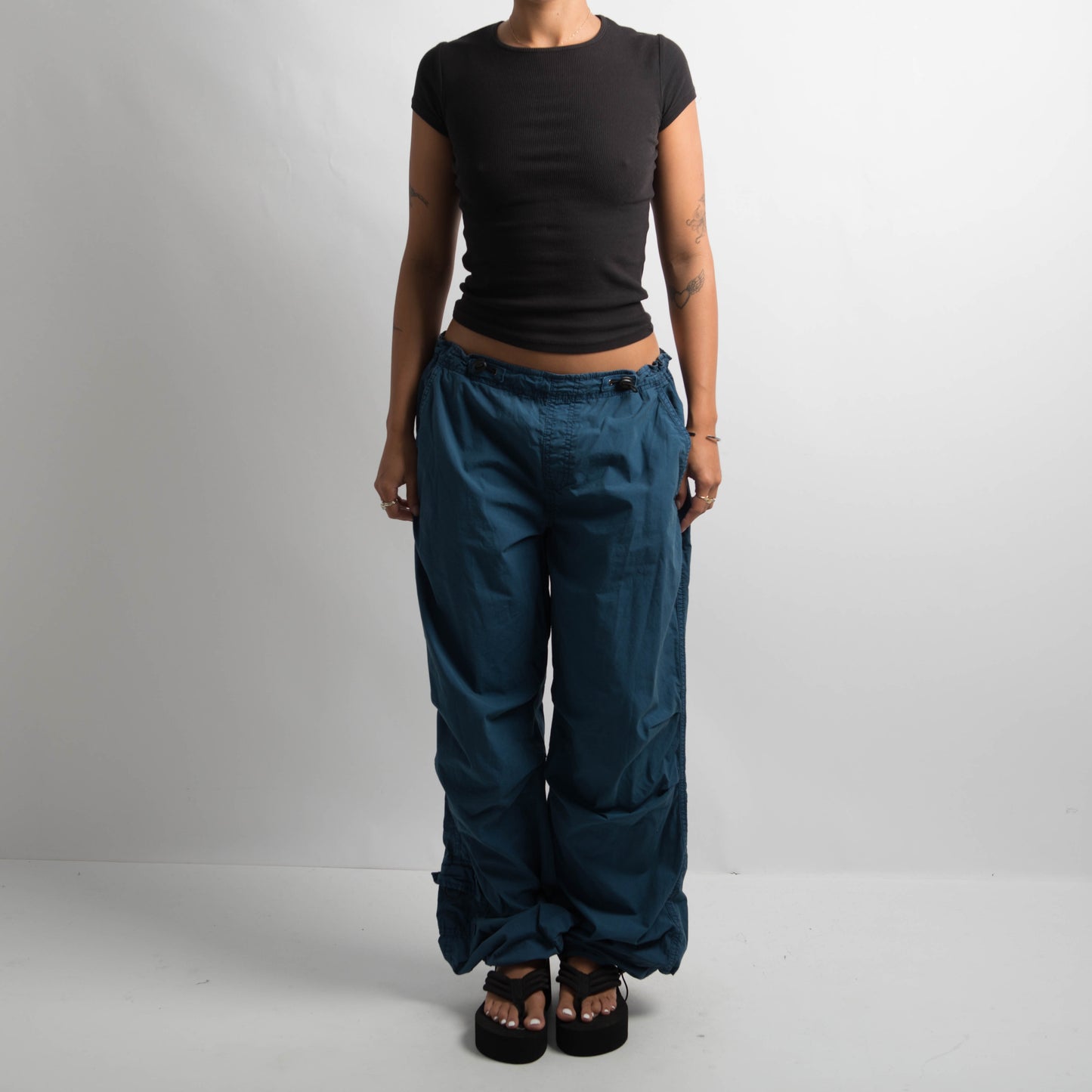 BLUE PARACHUTE CARGO PANTS