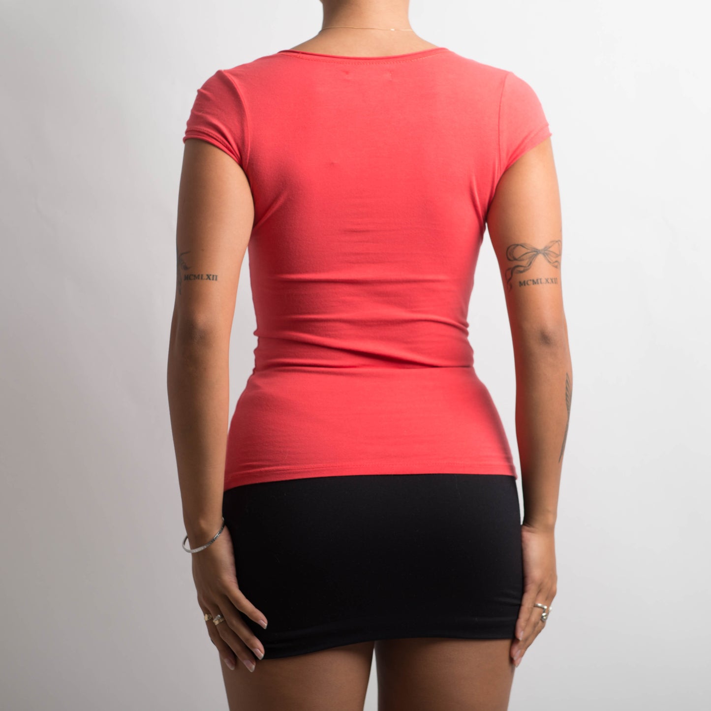 CORAL SLIM FIT TEE