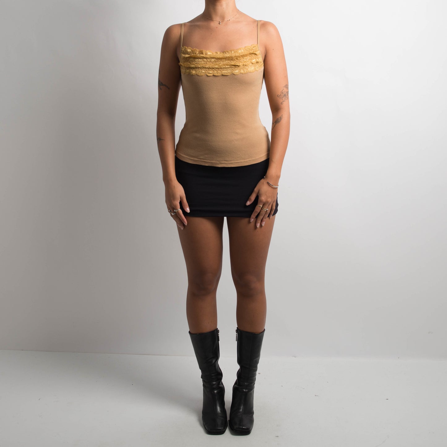 LACE RUFFLE CAMISOLE