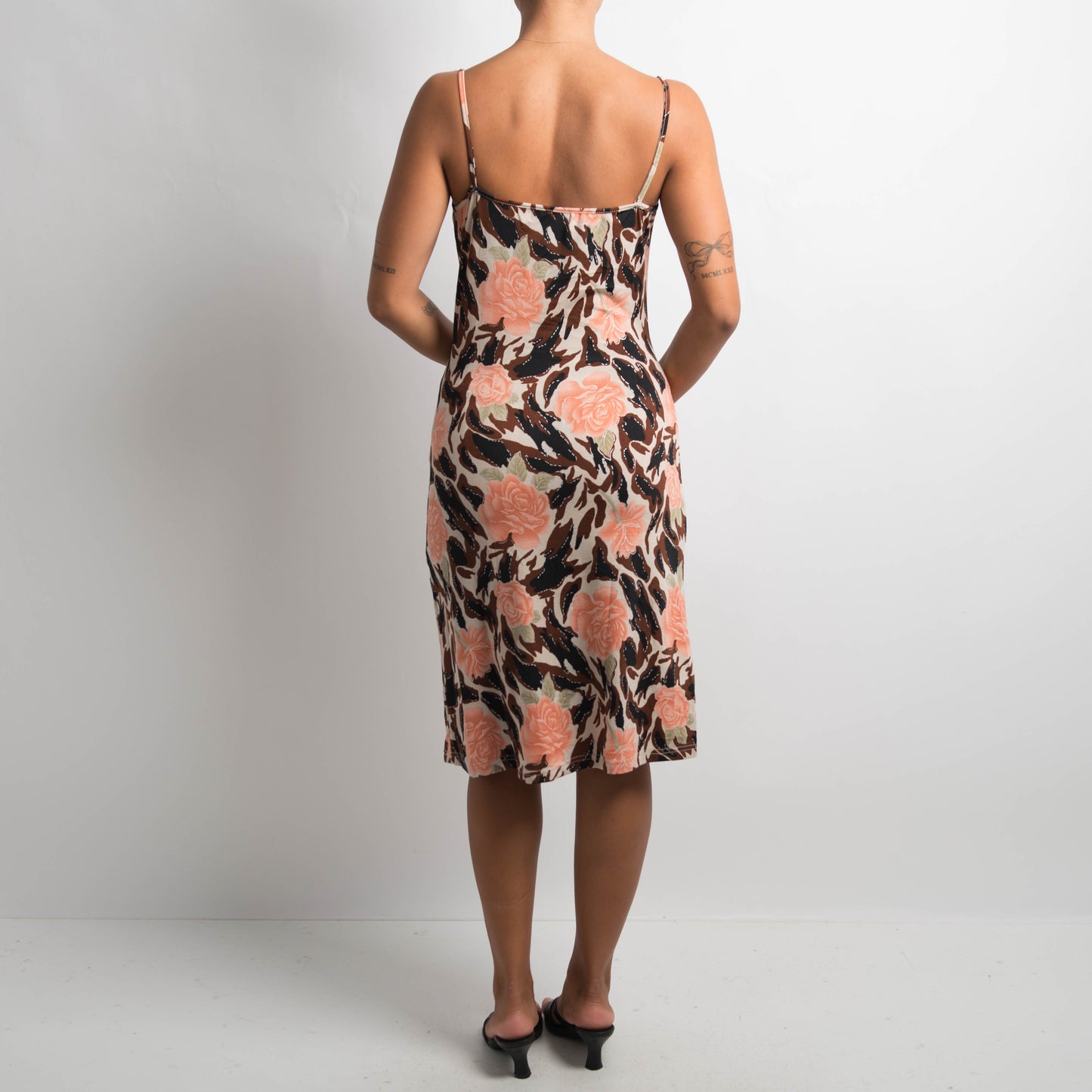 SLINKY FLORAL DRESS