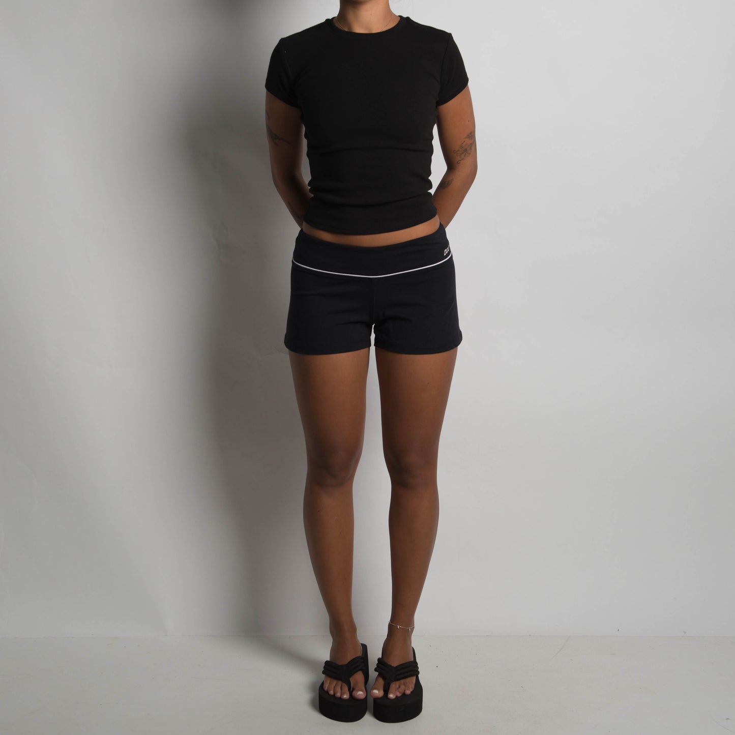 BLACK KICK SHORTS
