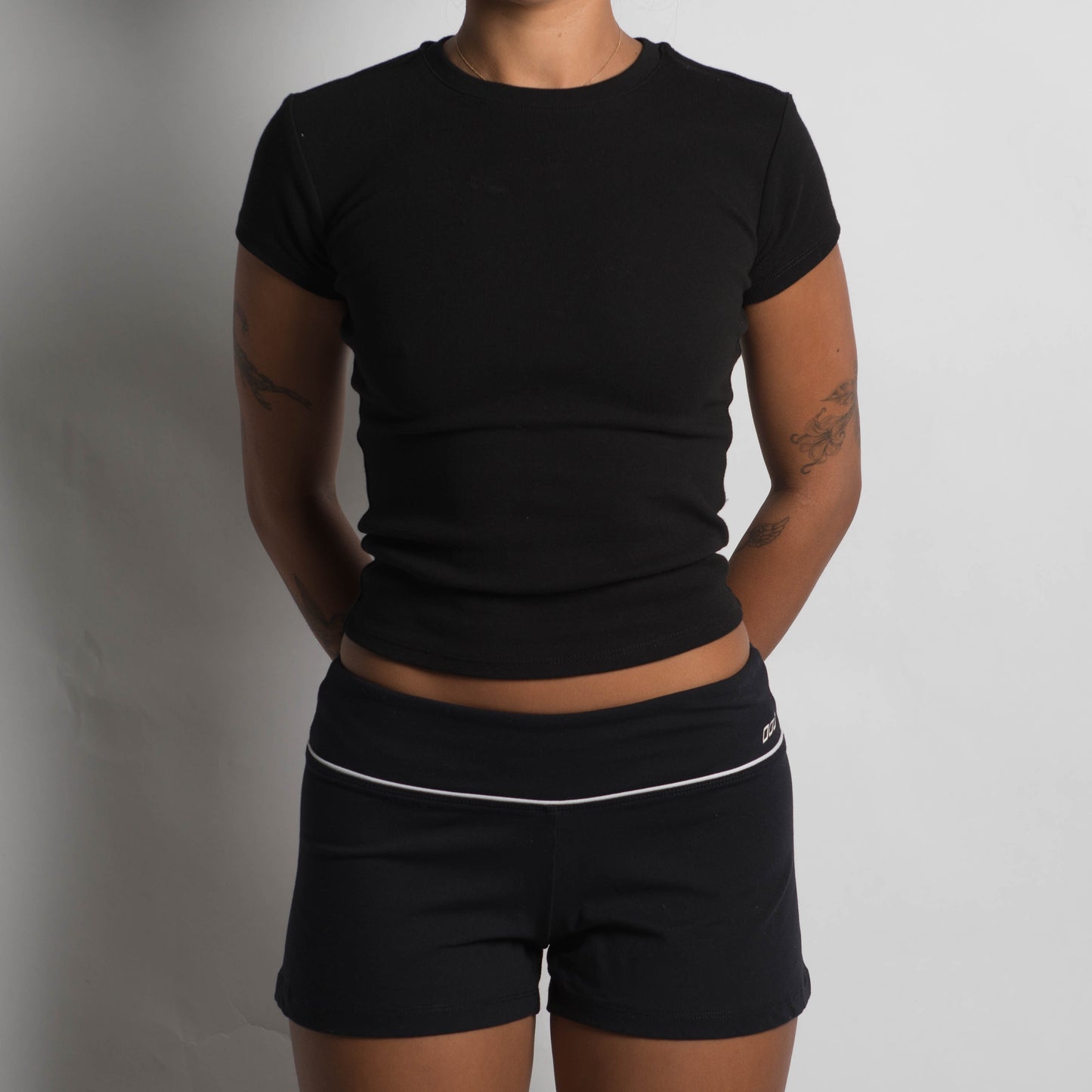 BLACK KICK SHORTS