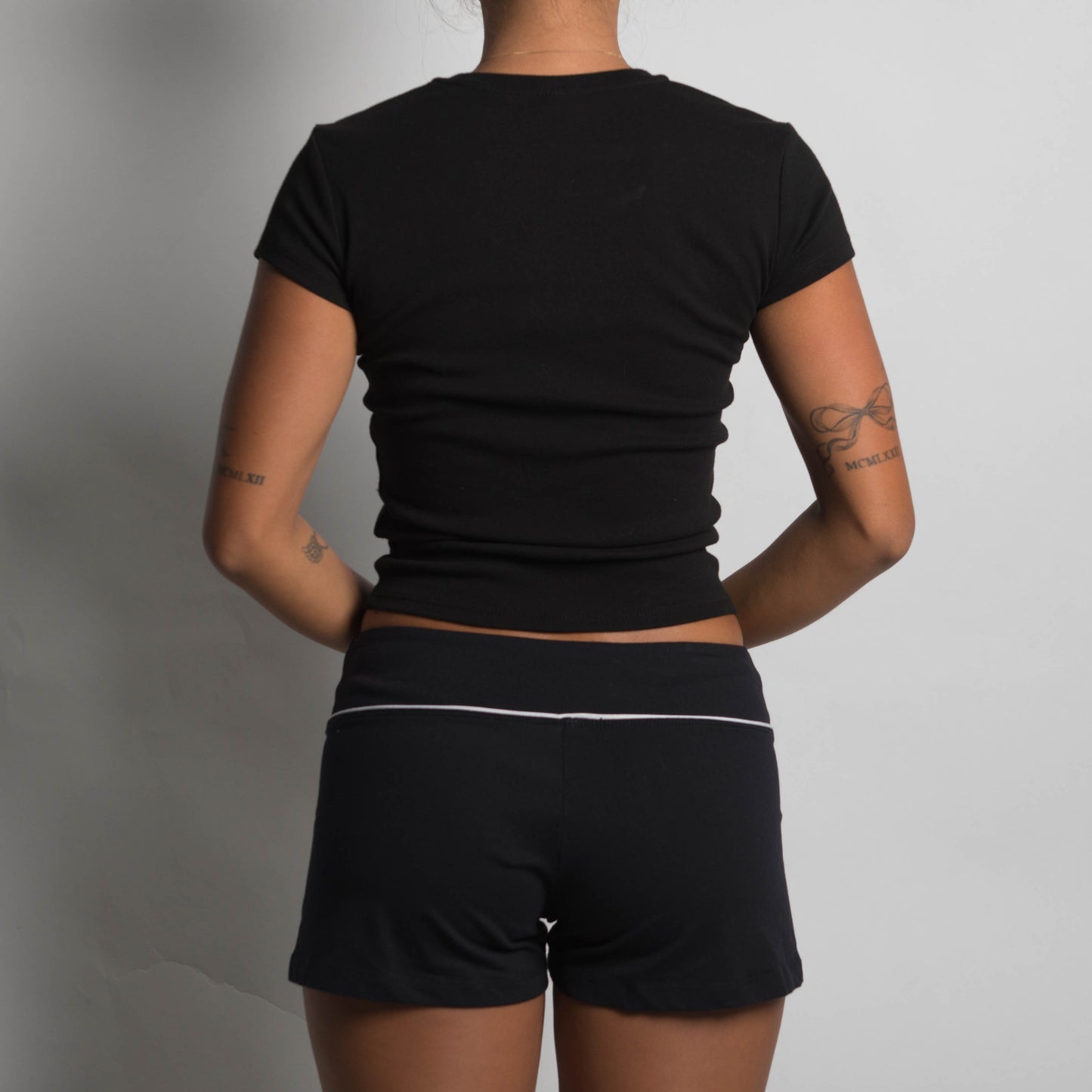 BLACK KICK SHORTS