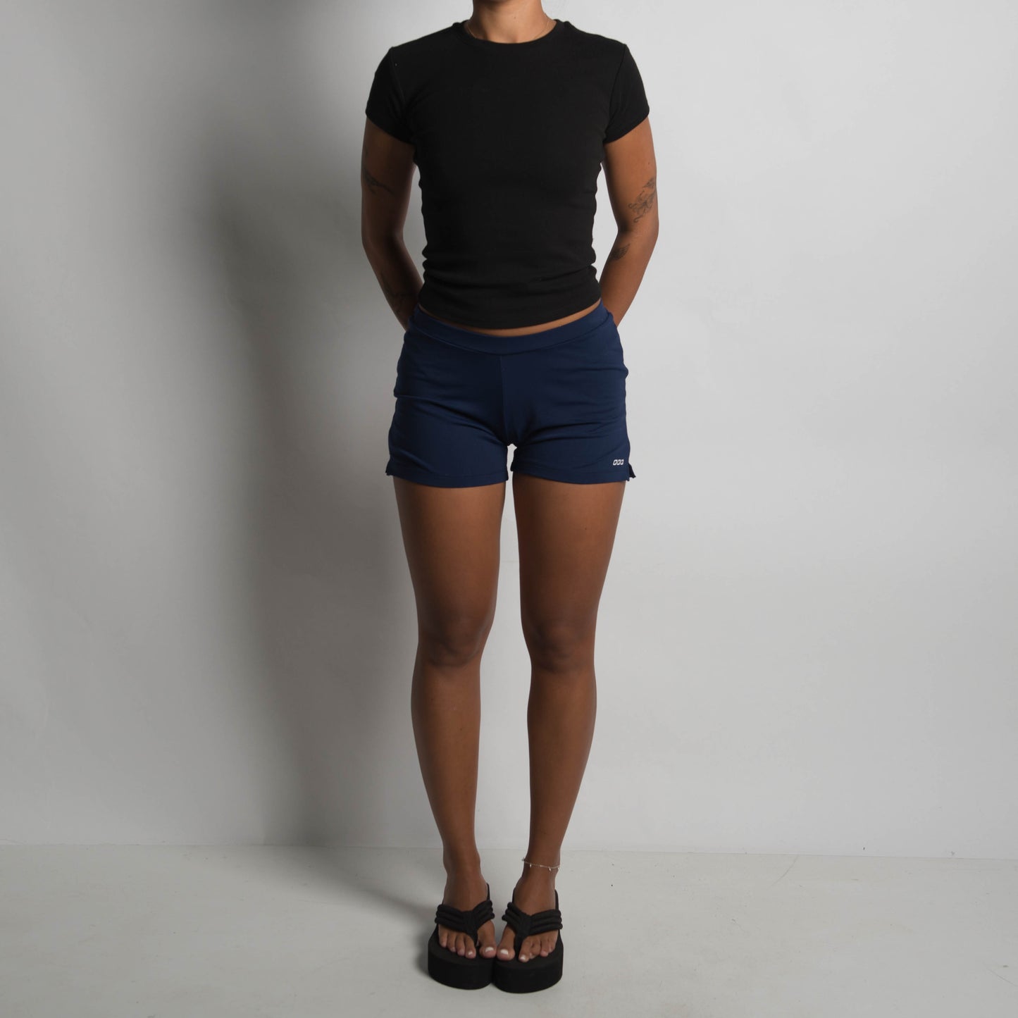 NAVY KICK SHORTS