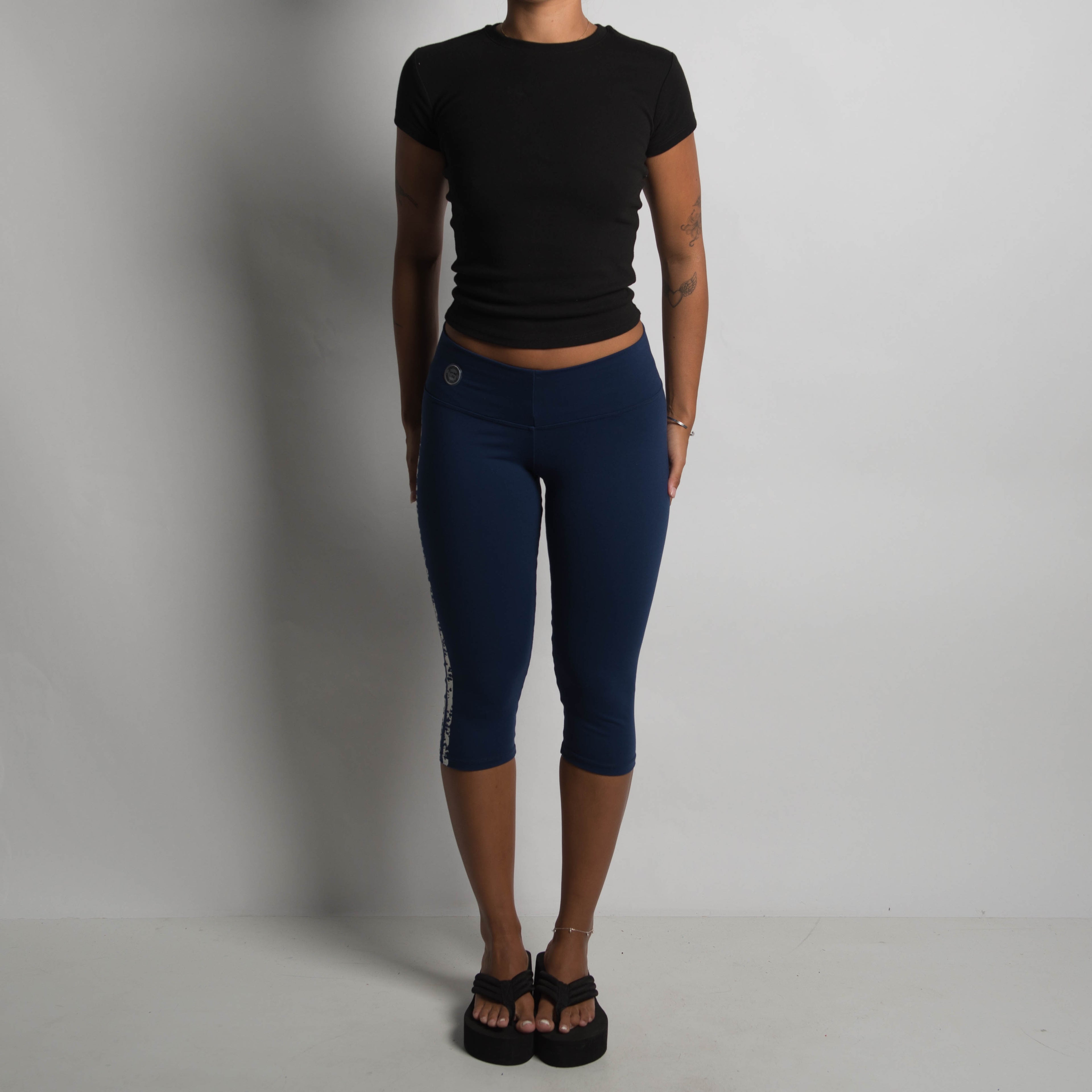 NAVY KNEE LENGTH TIGHTS