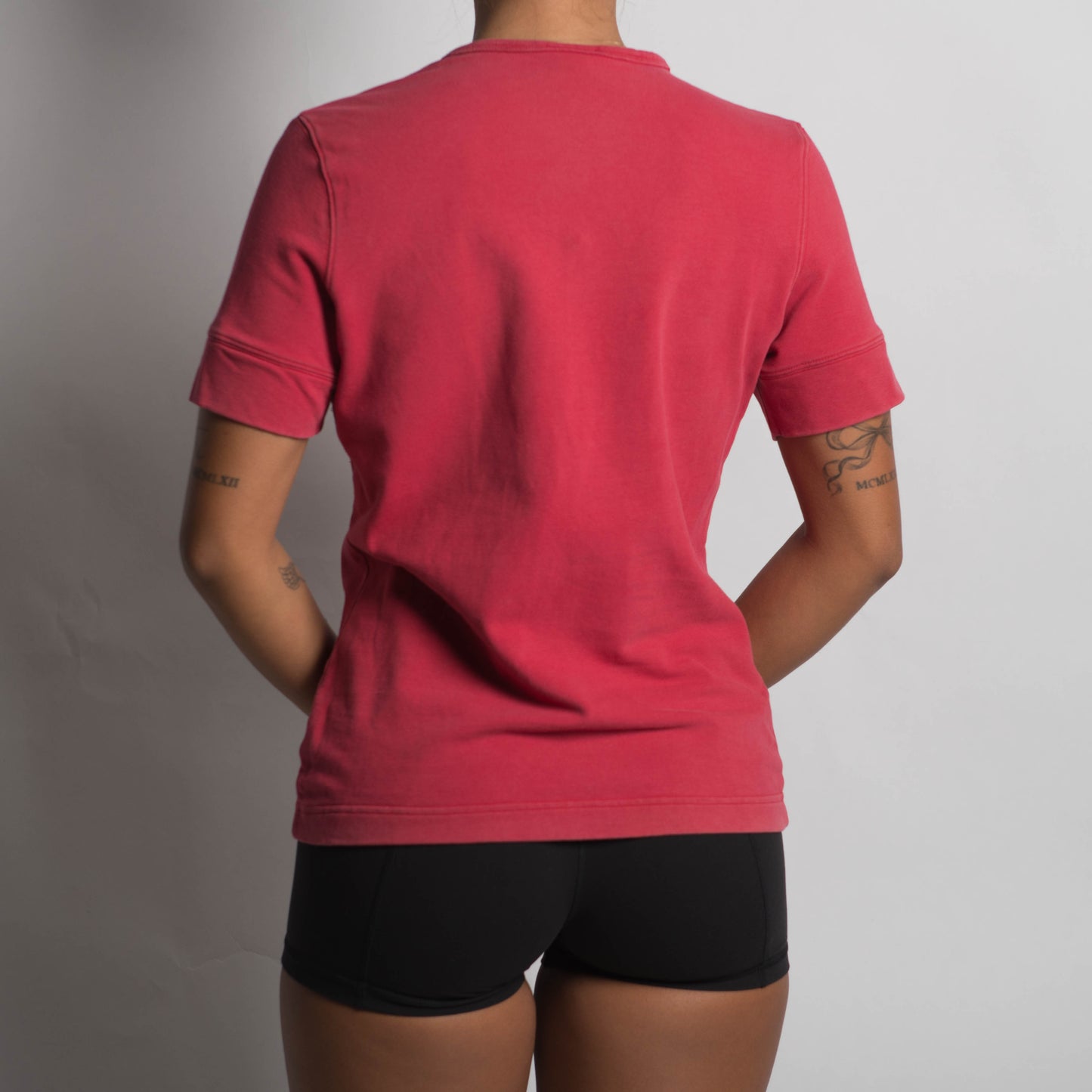 FADED RED V NECK TEE