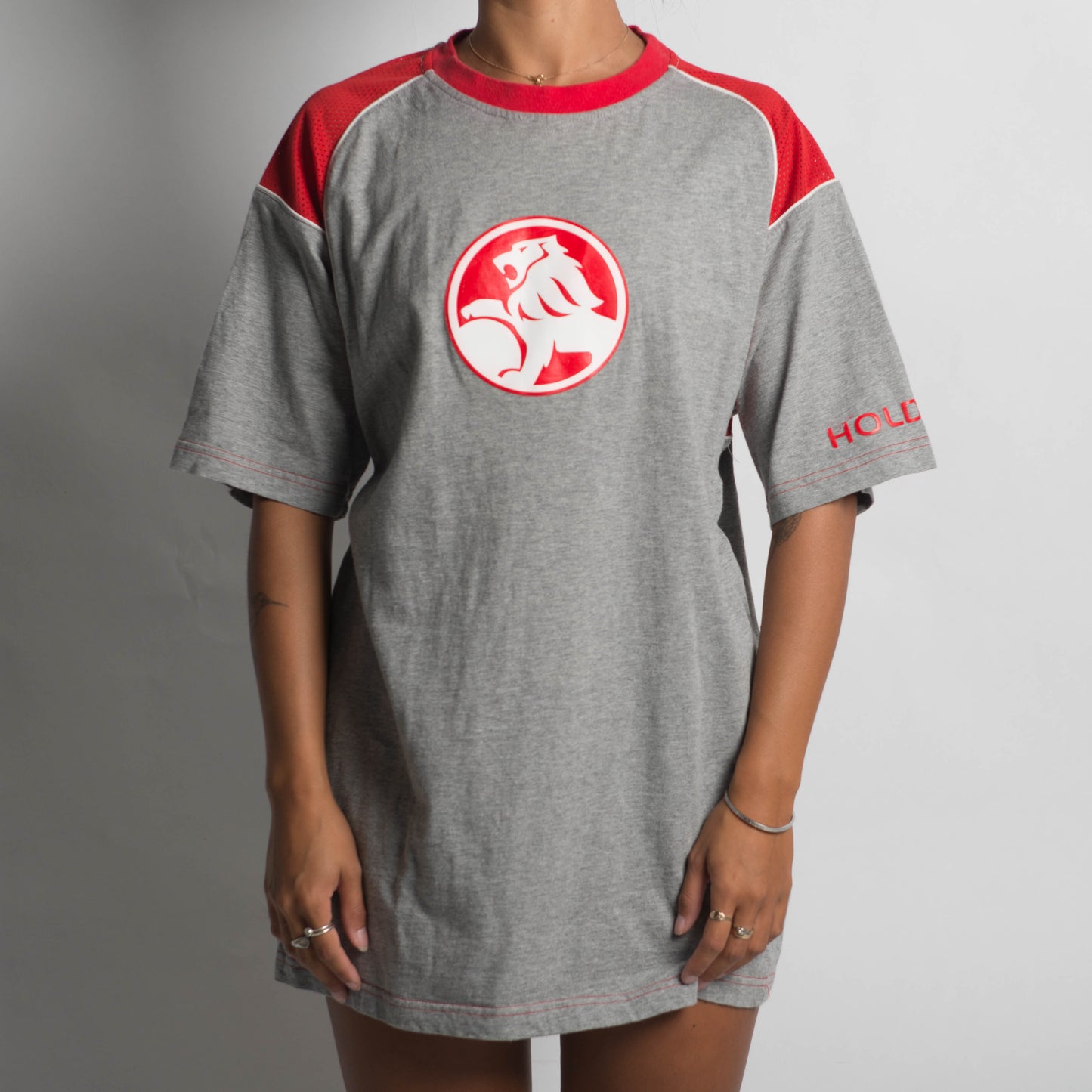 GREY HOLDEN TSHIRT