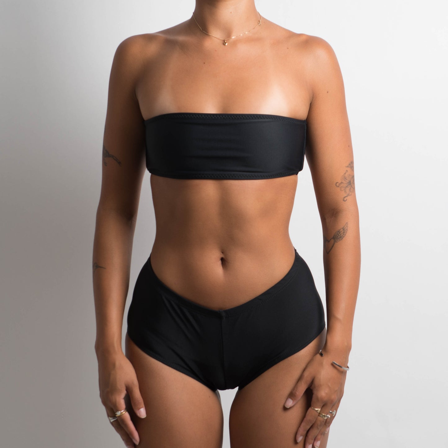 BLACK SWIM SHORTIES
