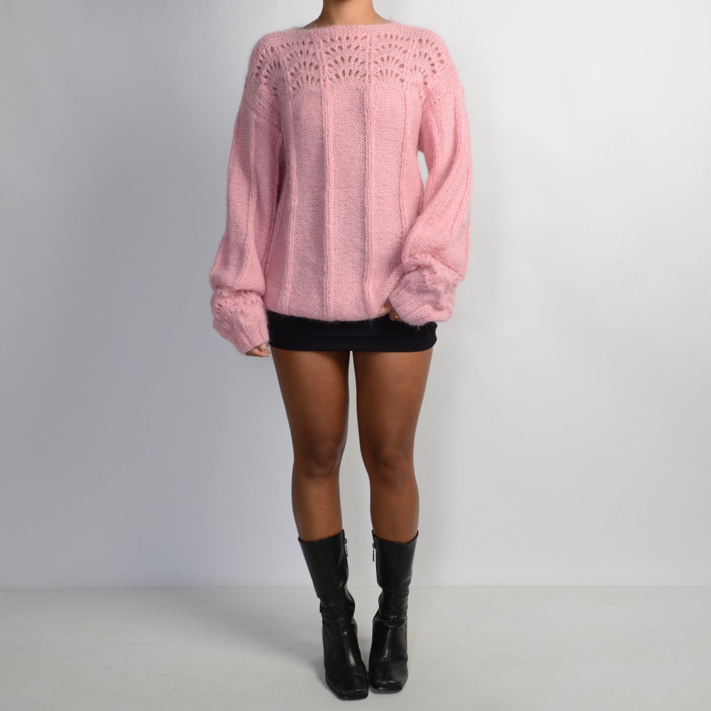 PINK KNIT SWEATER
