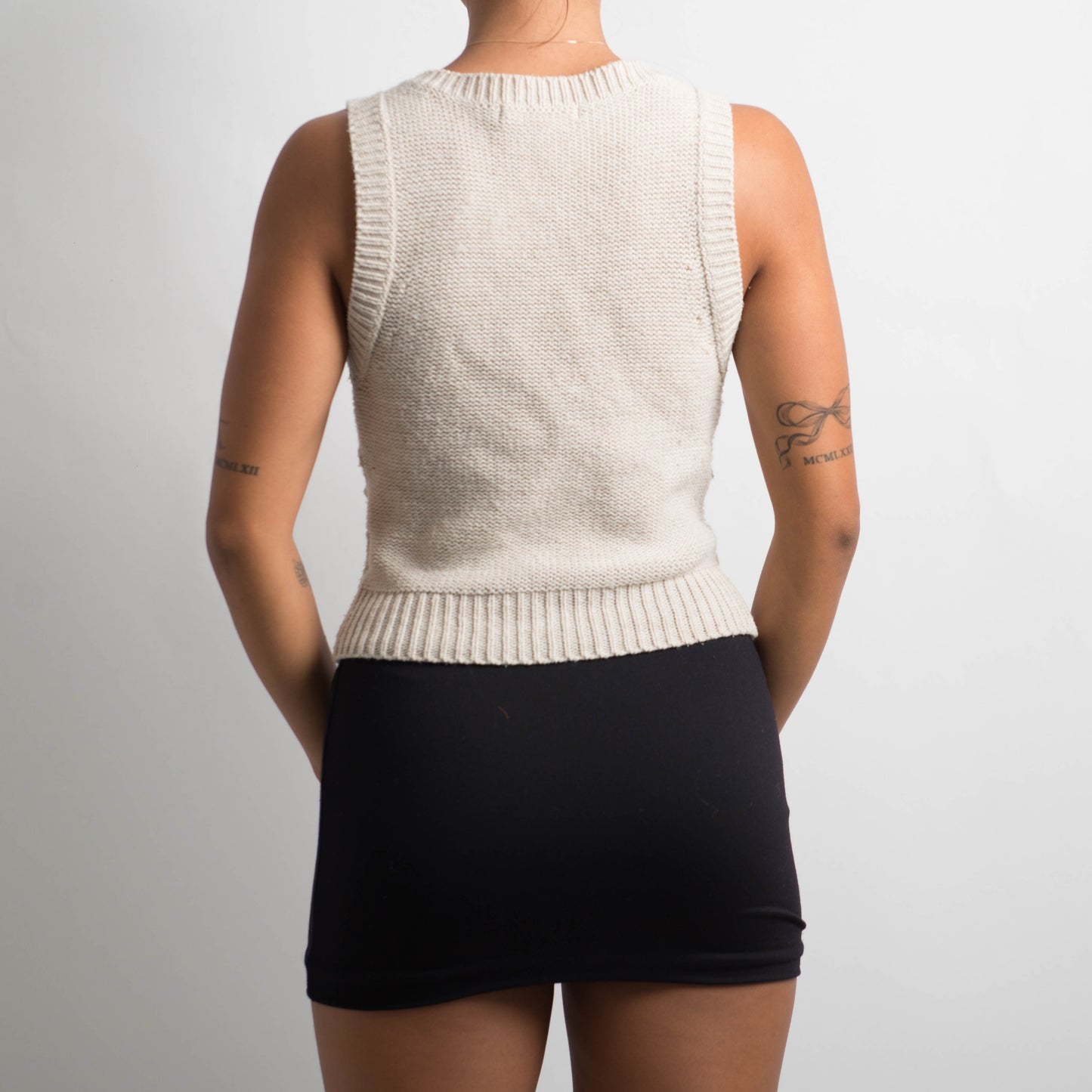 BEIGE BUTTON VEST