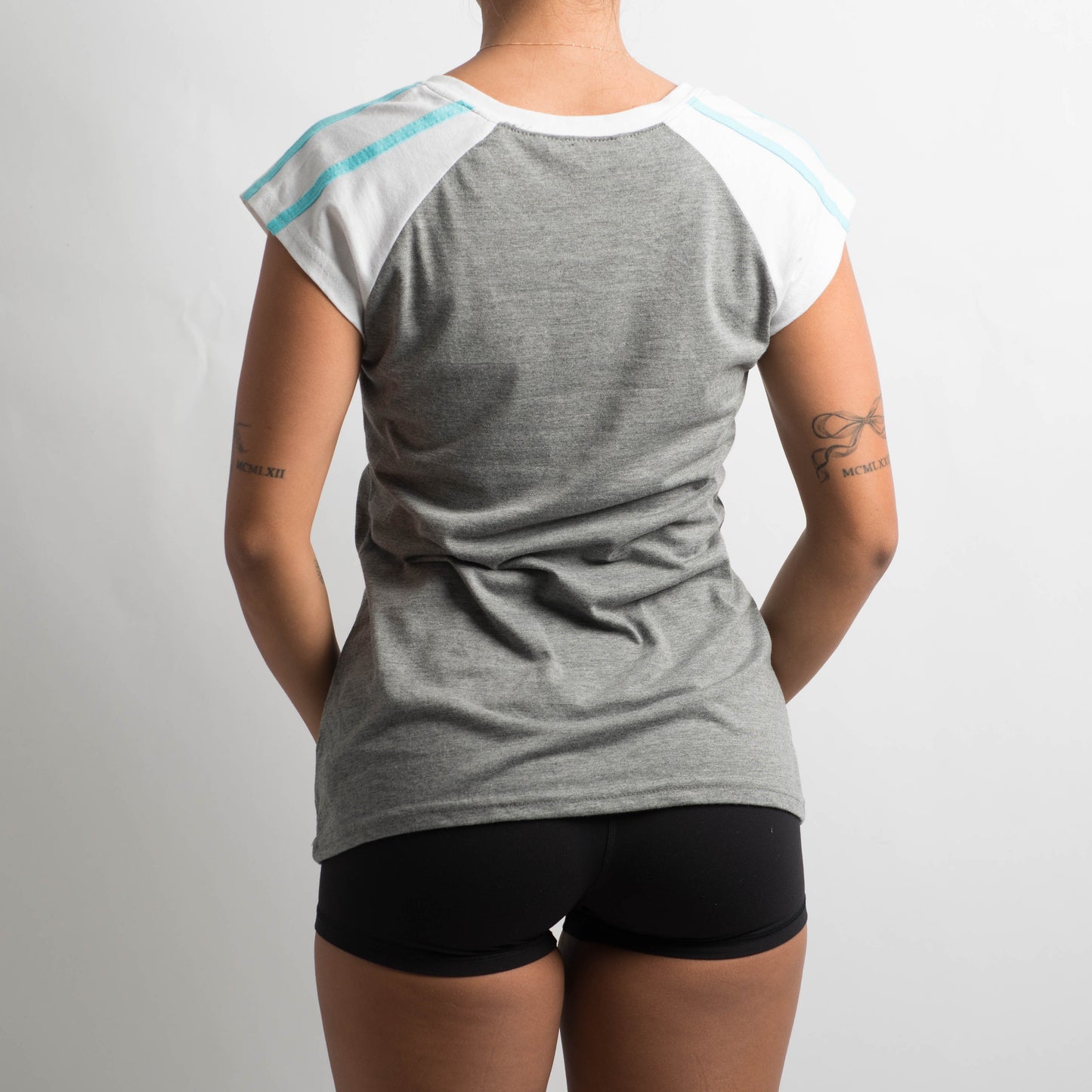 GREY RAGLAN TEE