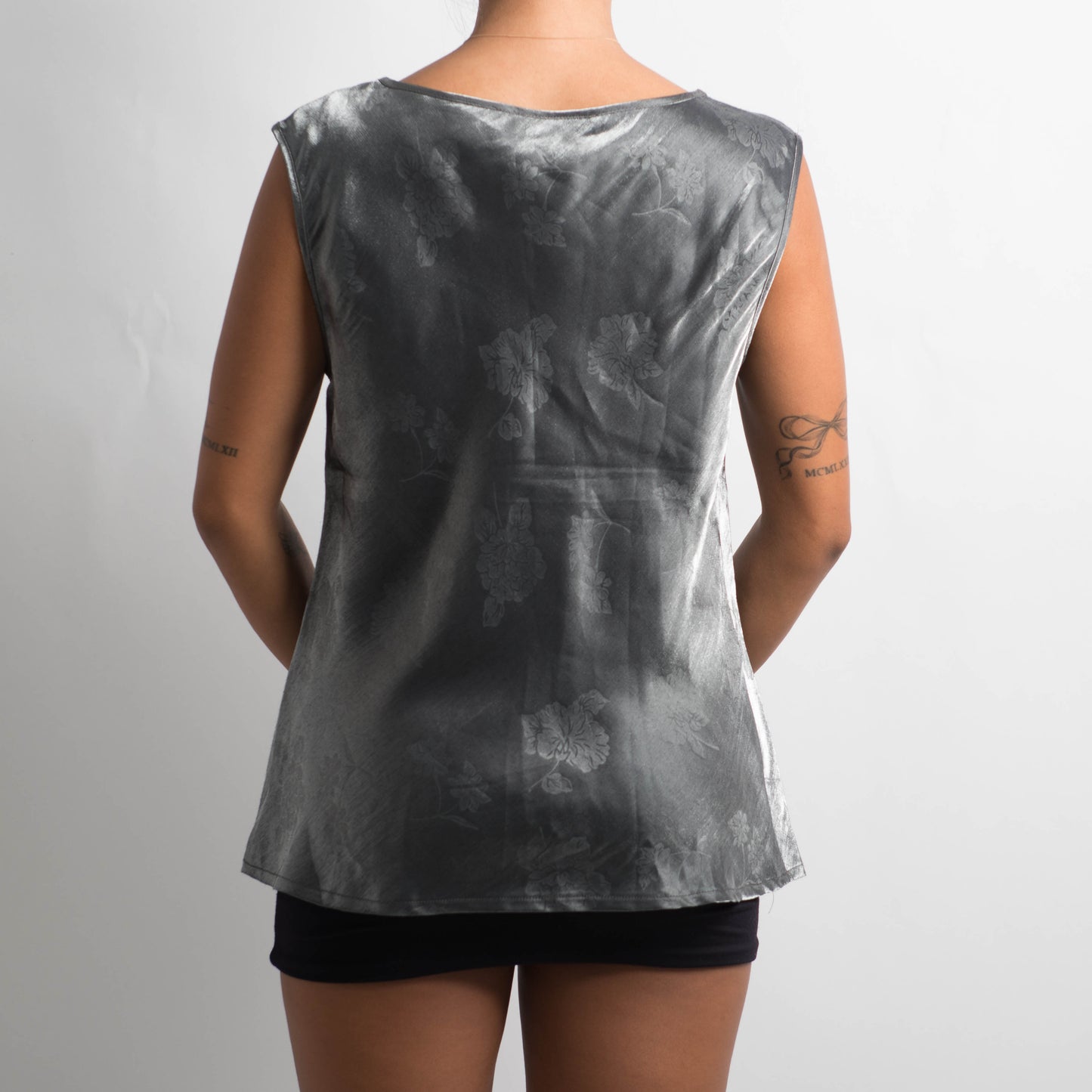 SILVER FLORAL TOP