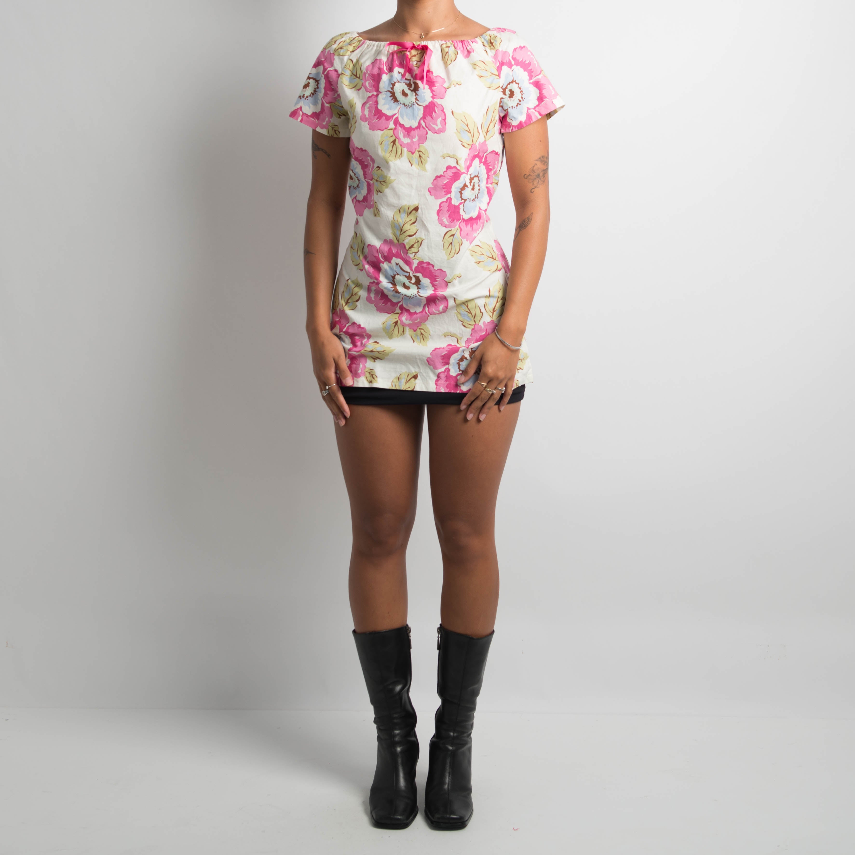 FLORAL LONGLINE TOP