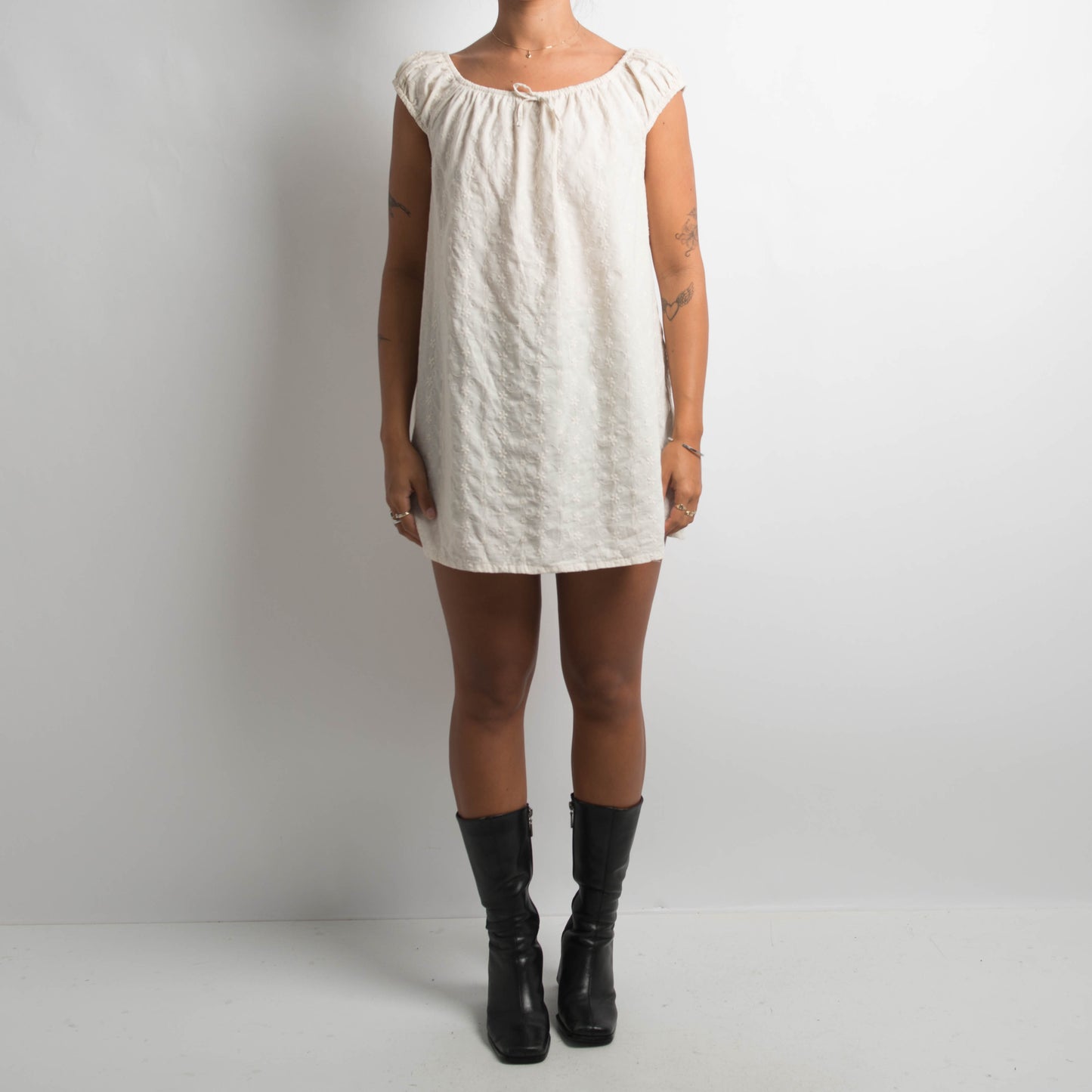 CREAM BRODERIE TOP / DRESS