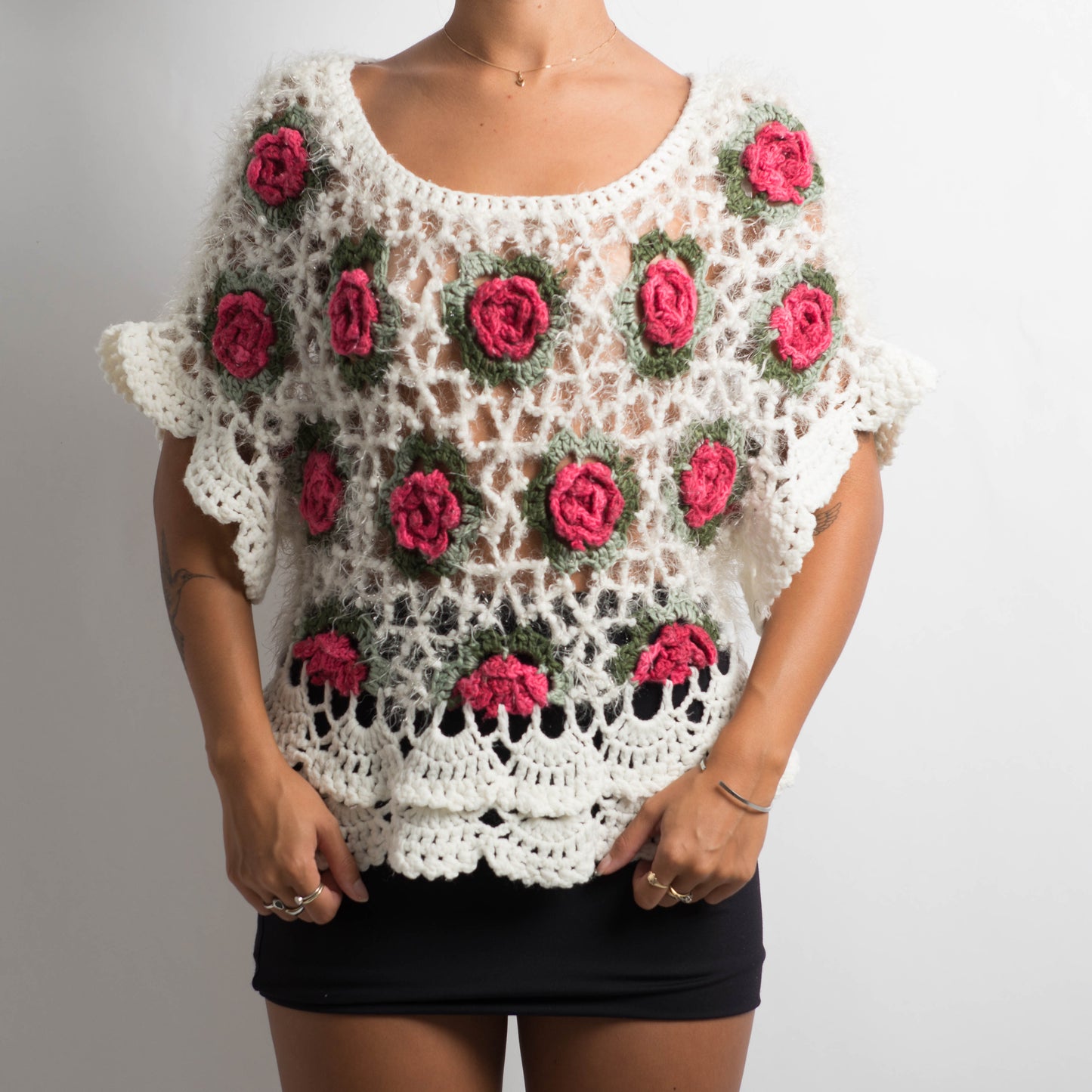 FLORAL CROCHET KNIT TOP