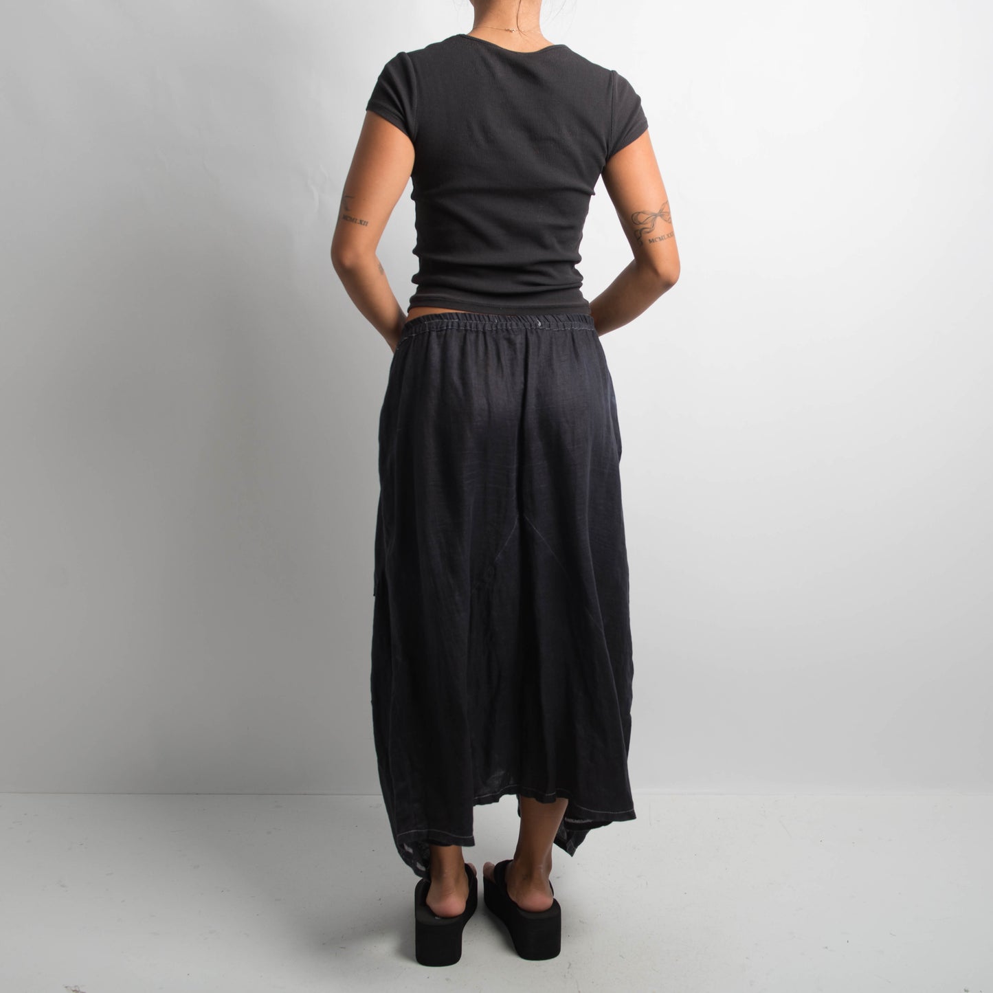 DARK ASYMMETRIC SKIRT