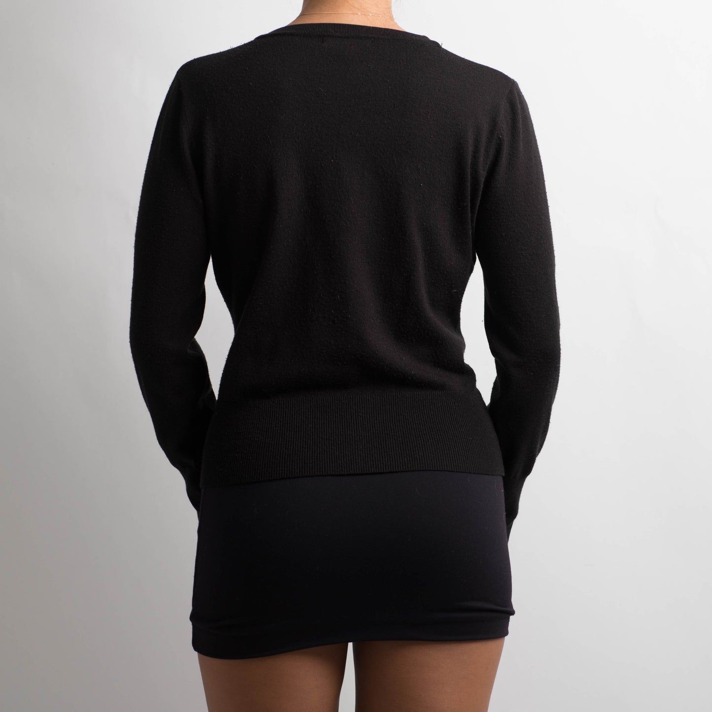 CLASSIC BLACK CARDIGAN