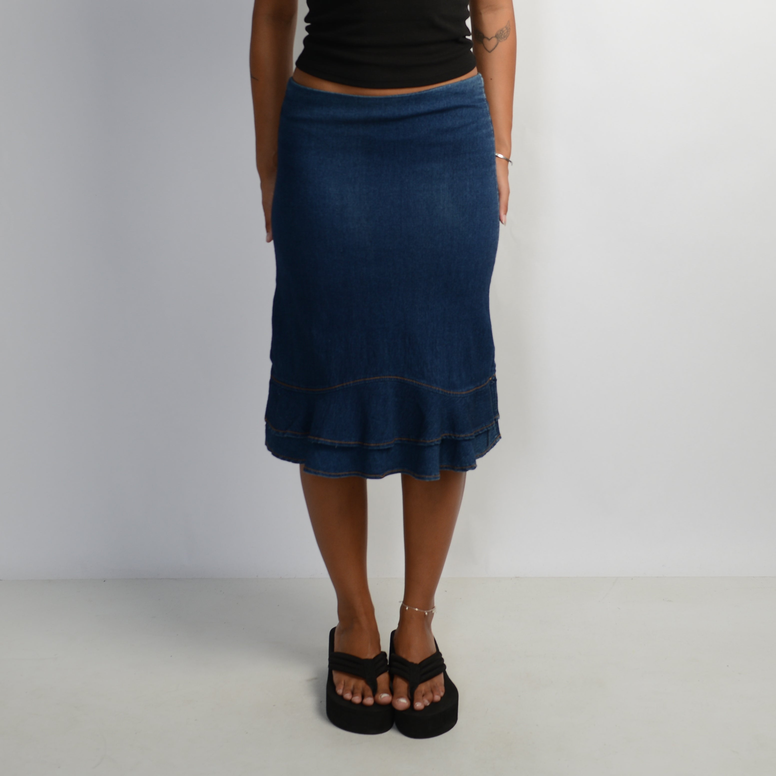 DENIM RUFFLE MIDI SKIRT