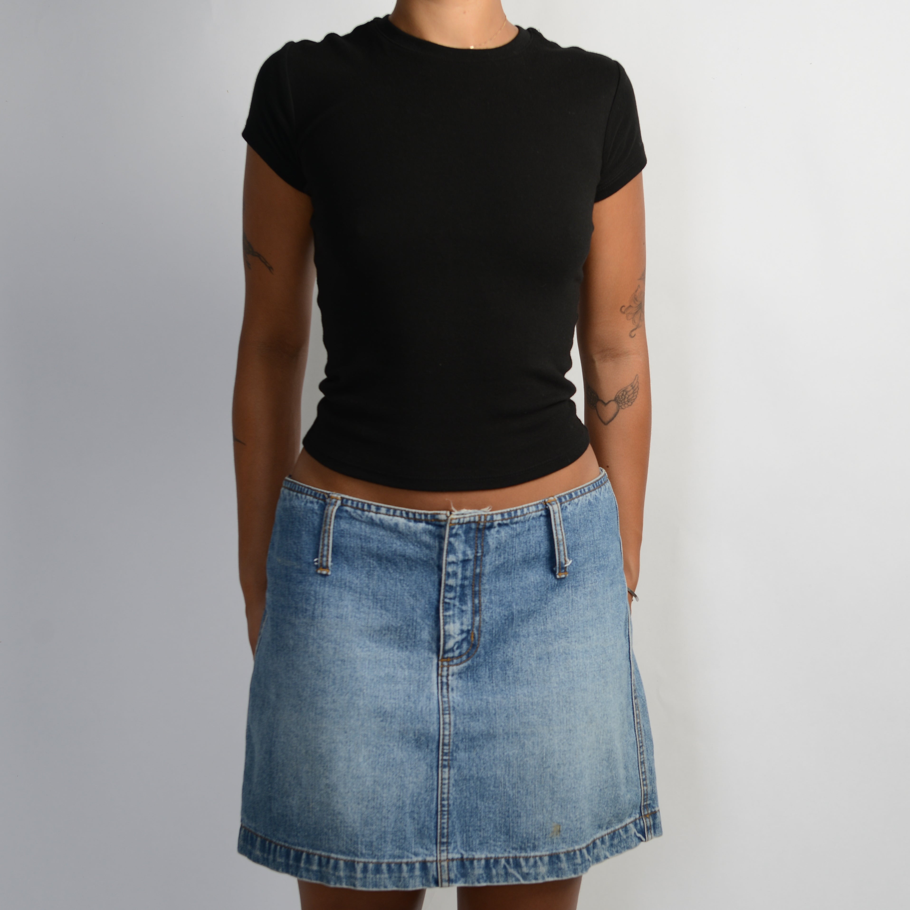 NO WAISTBAND MINI SKIRT