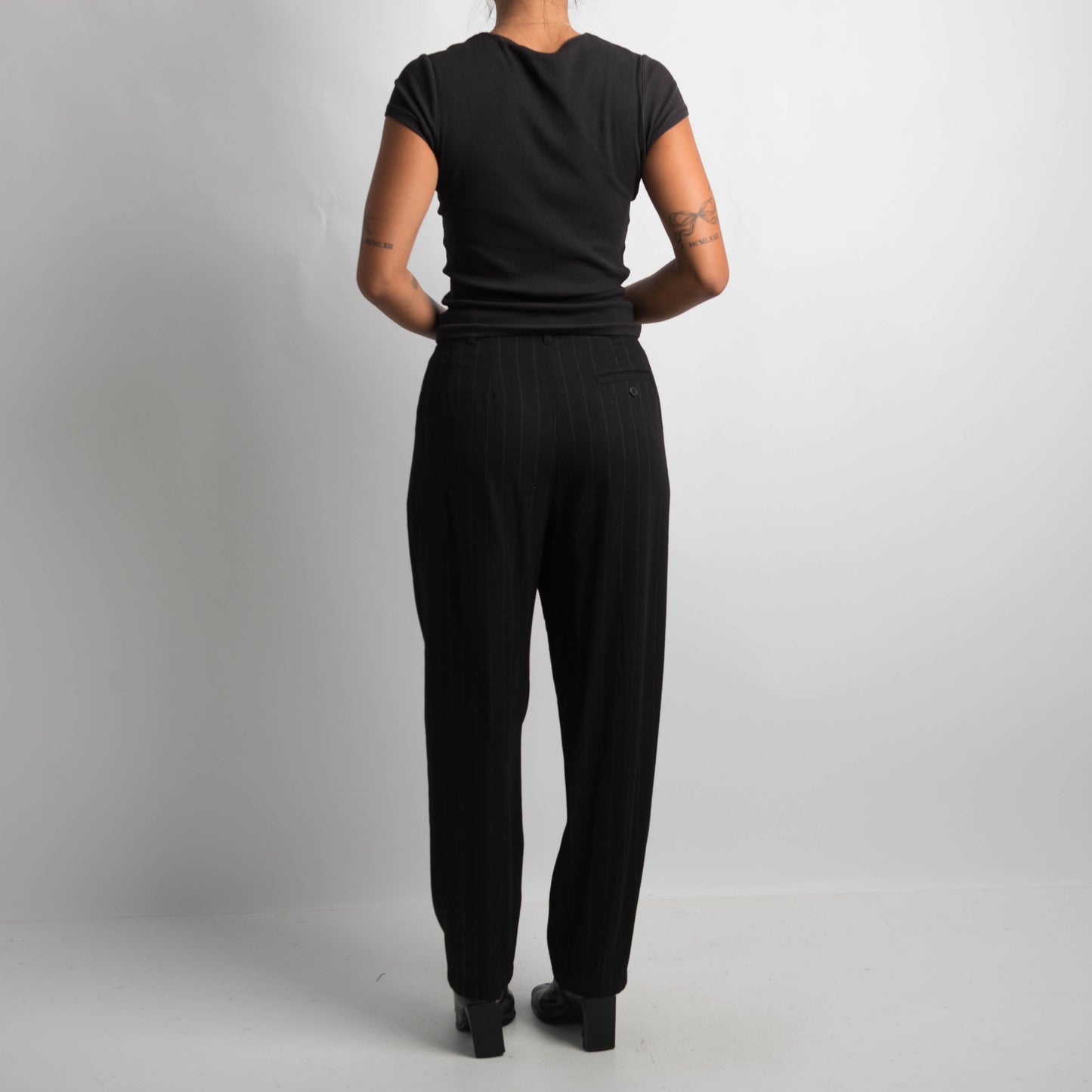 BARREL LEG TROUSERS