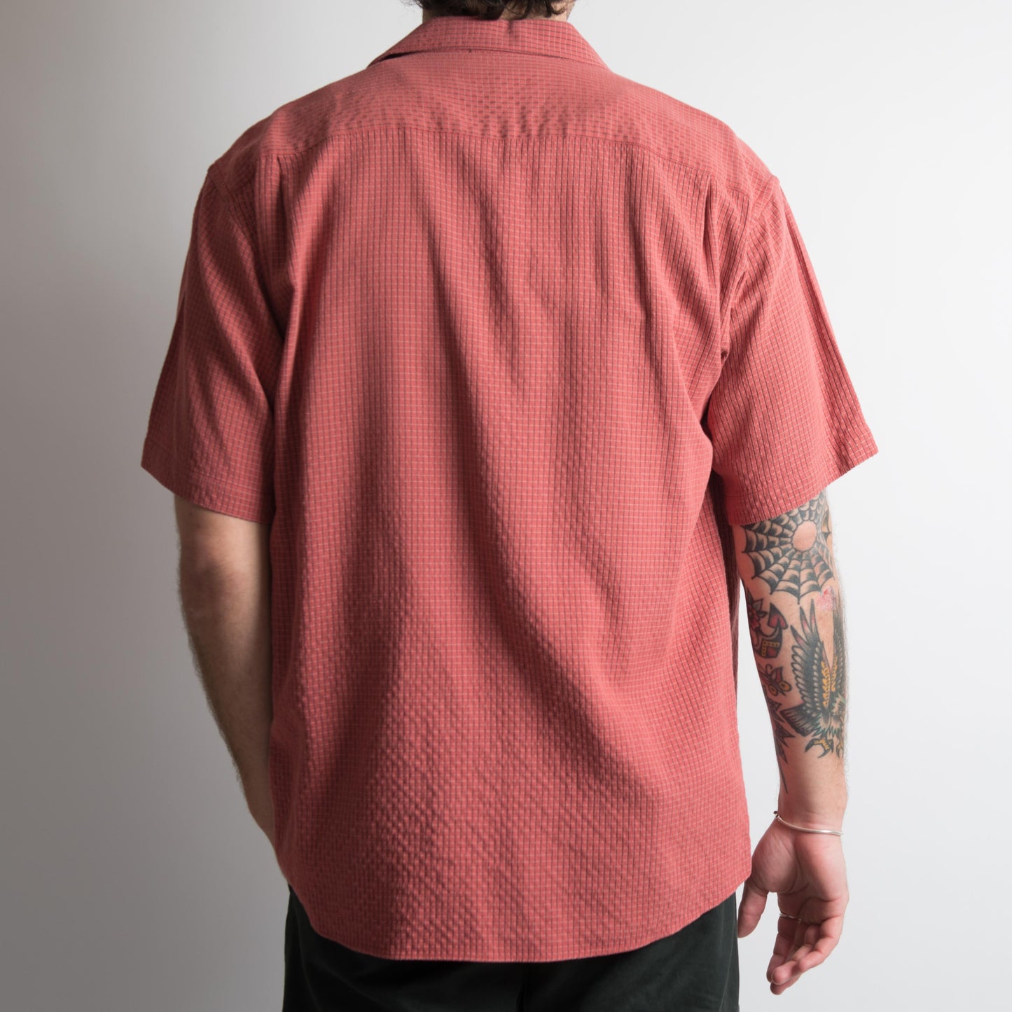 BOUTON ROUGE EN SOURDINE
