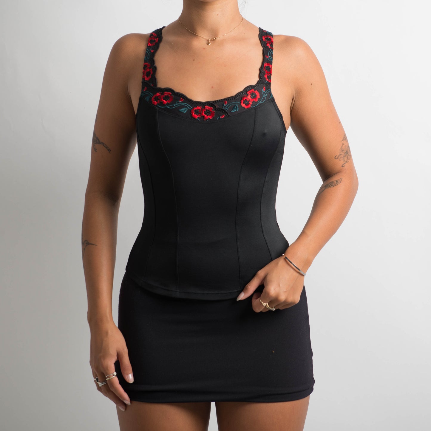 FLORAL TRIM CAMISOLE