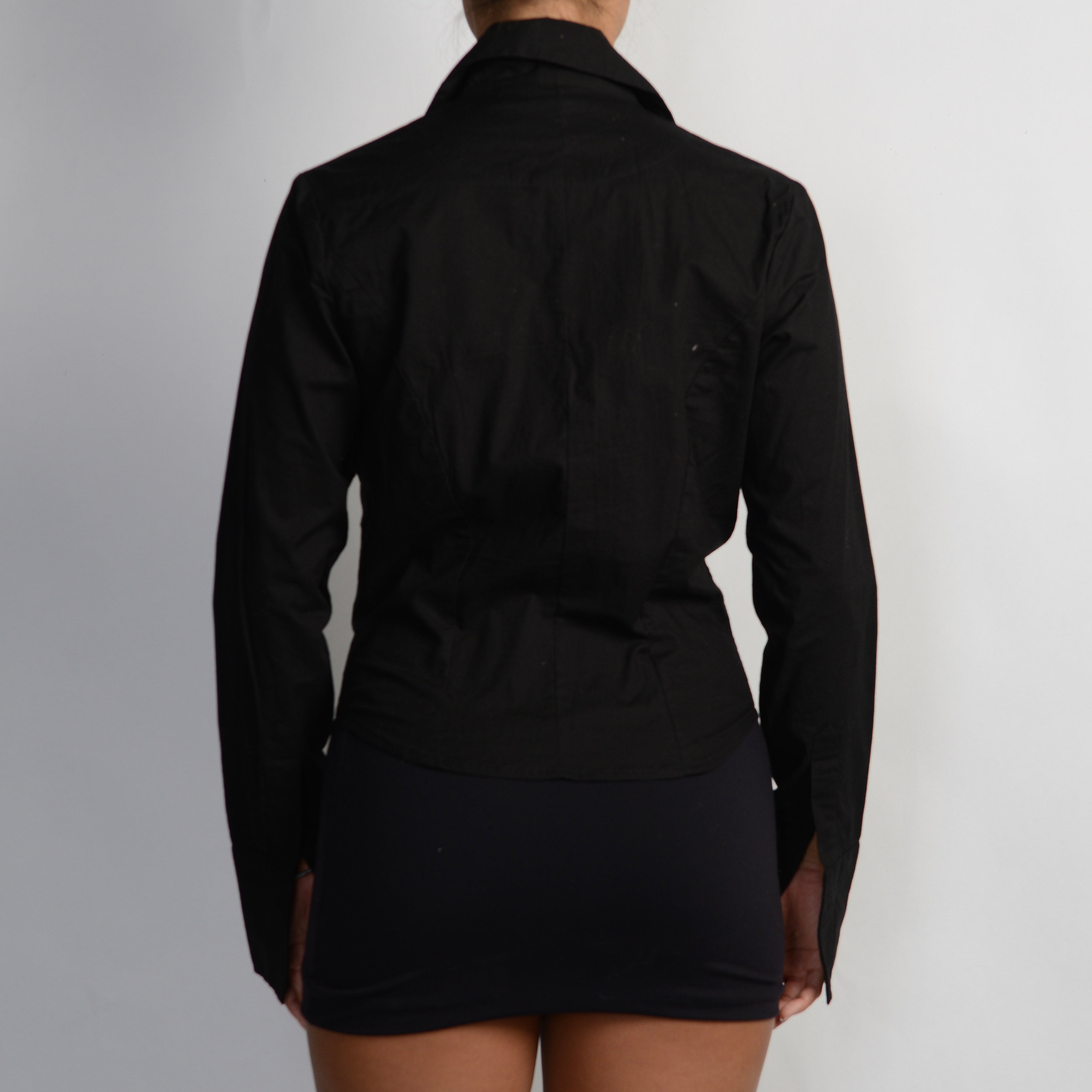 BLACK LACE UP BLOUSE