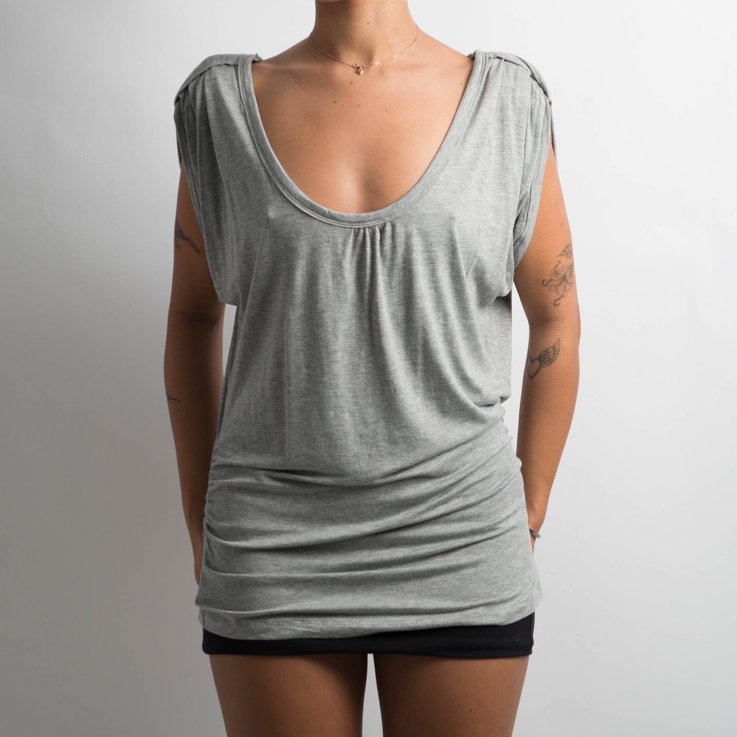 GREY STRETCH TOP