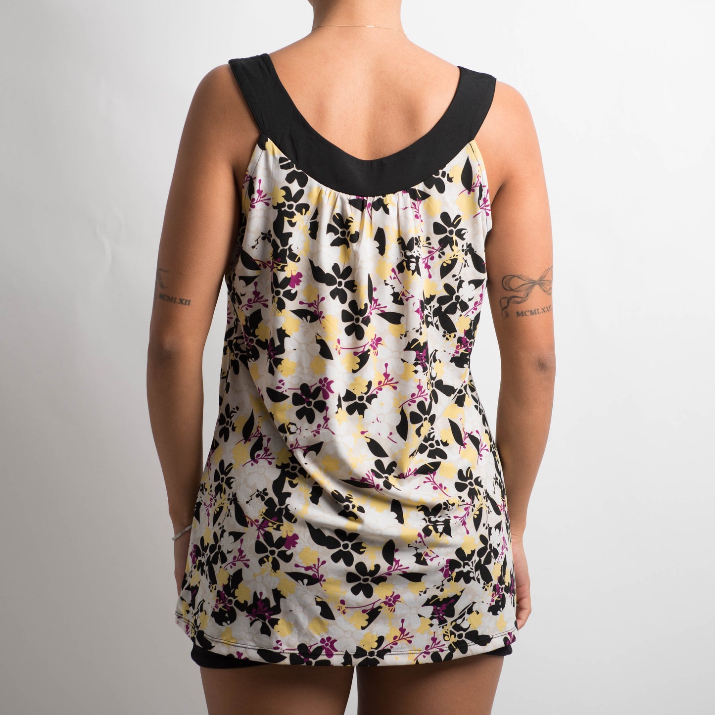 SLINKY FLORAL TOP