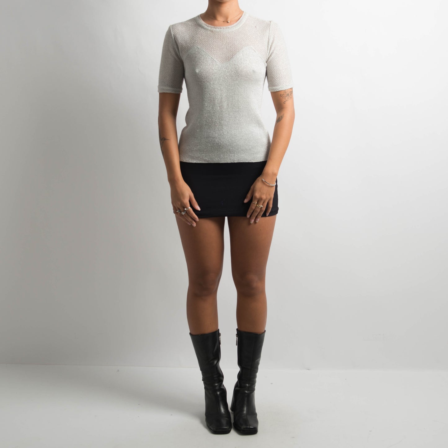 SILVER SHORT SLEEVE TOP