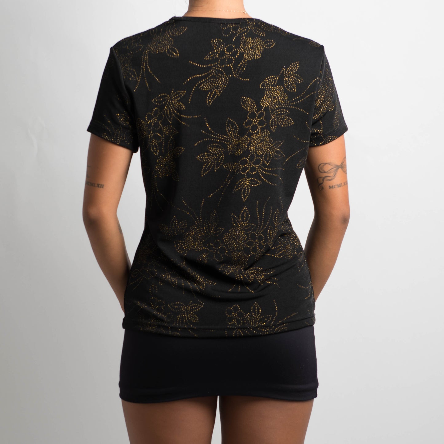 SLINKY BLACK TSHIRT