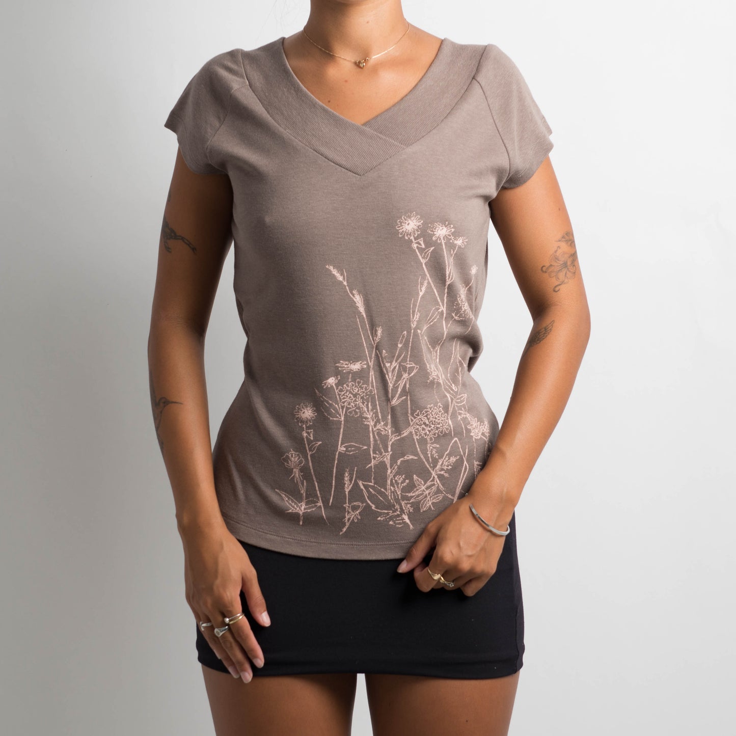 TAUPE FLORAL TOP
