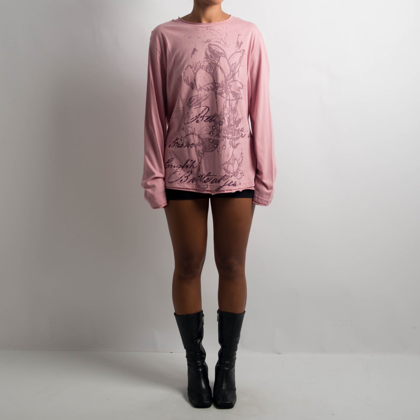 PINK GRAPHIC TOP