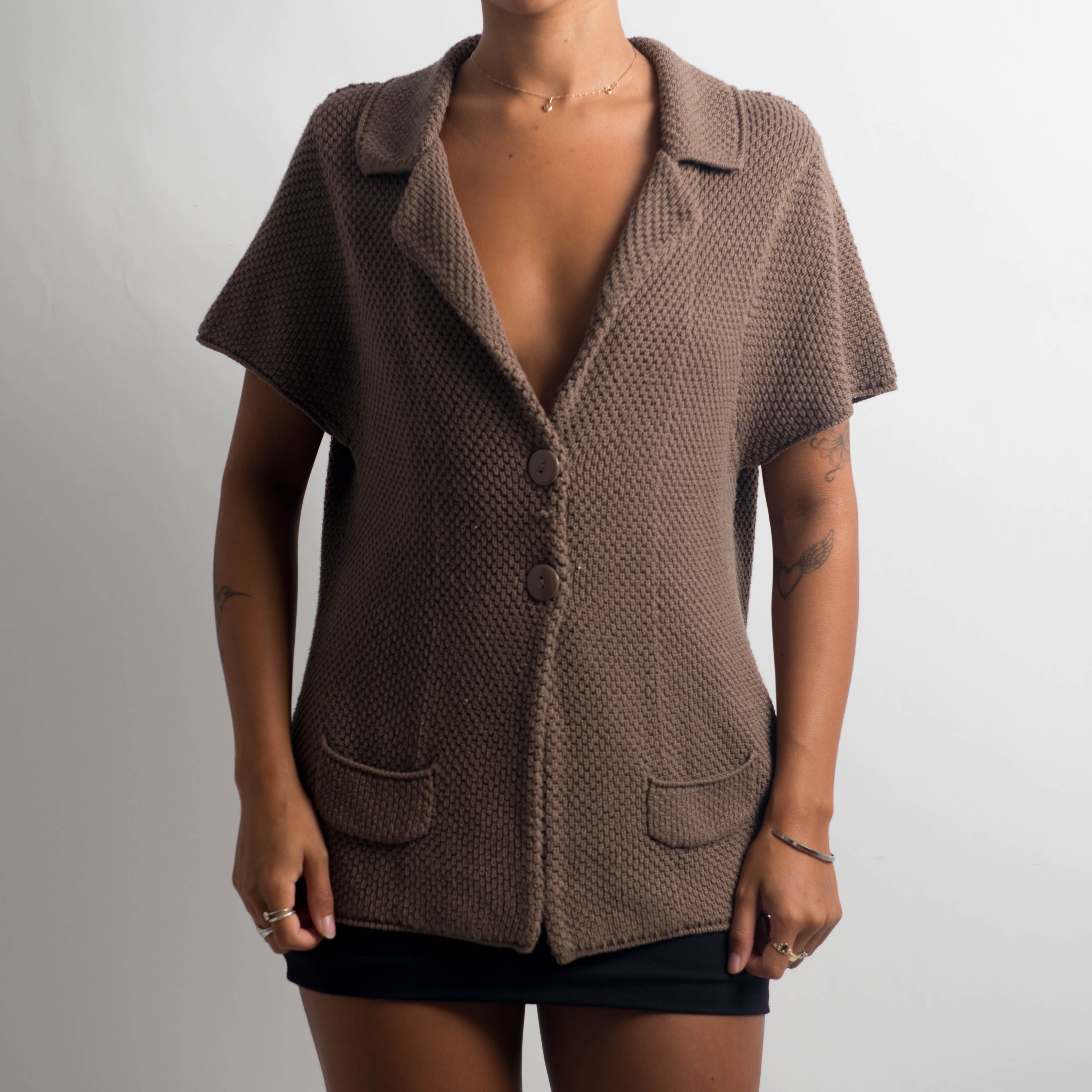 KNIT SHORT SLEEVE CARDIGAN