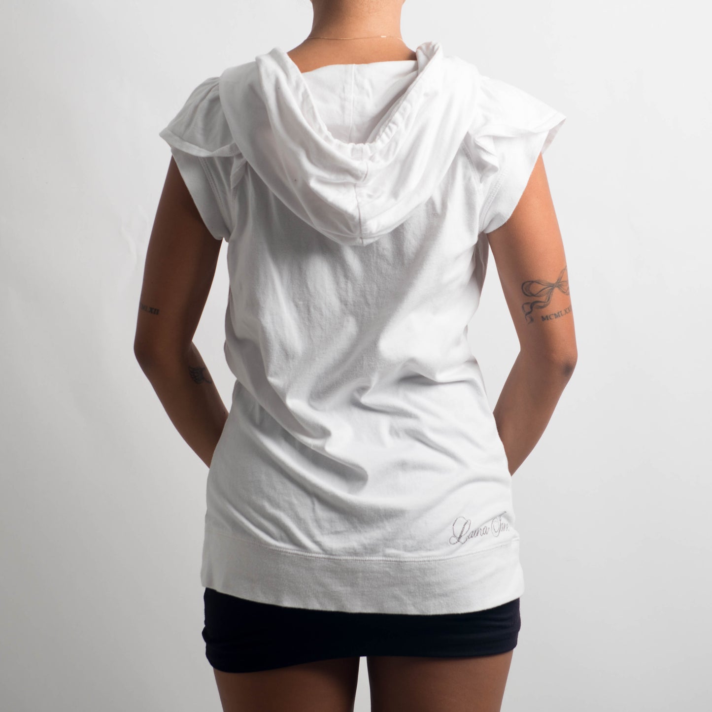 WHITE HOODED ZIP TOP