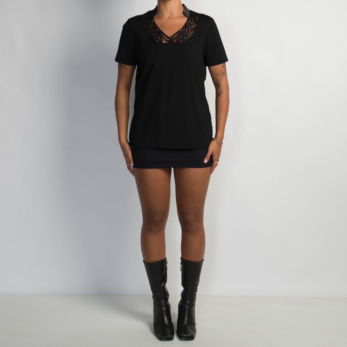 BLACK BEADED TOP