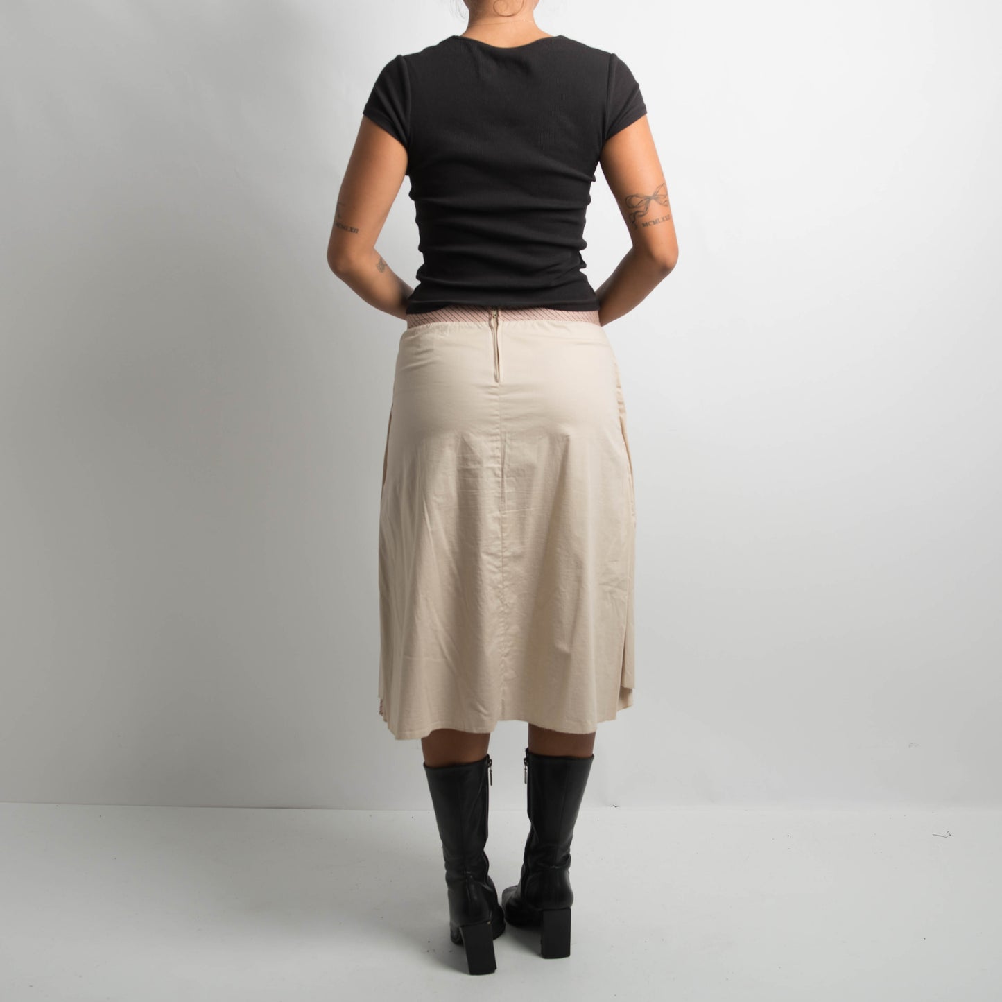CREAM MIDI SKIRT