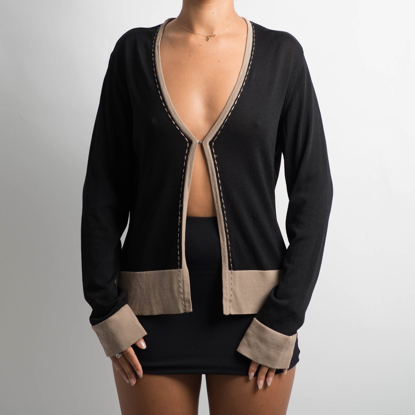 BEIGE TRIM CARDIGAN