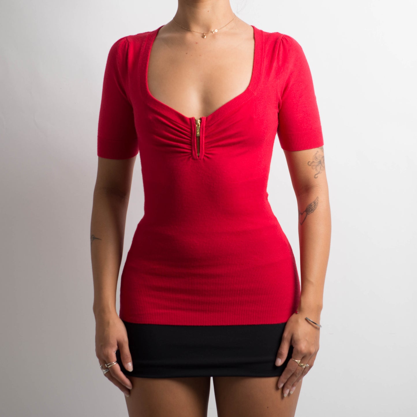 SOFT RED KNIT TOP