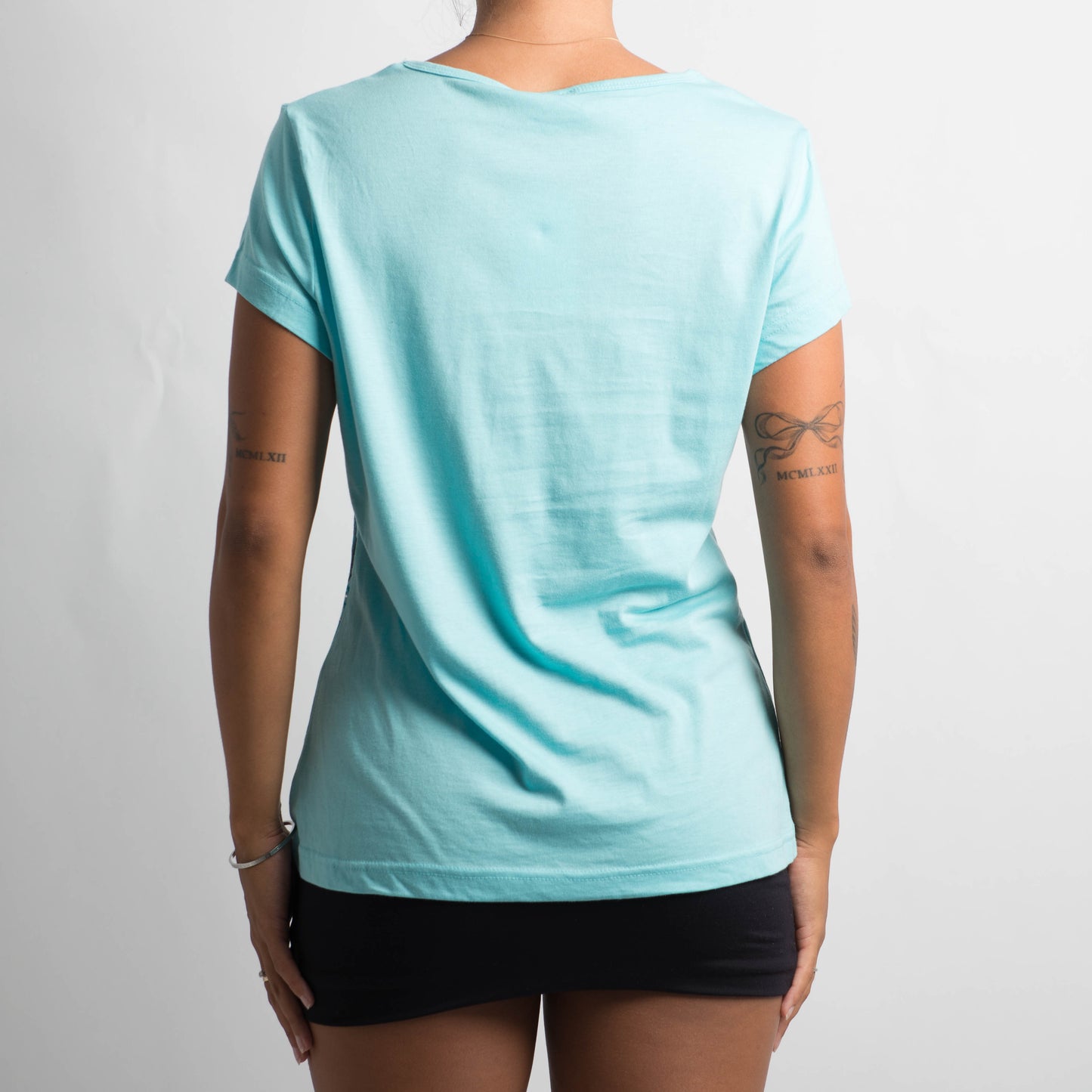 BLUE GRAPHIC TOP