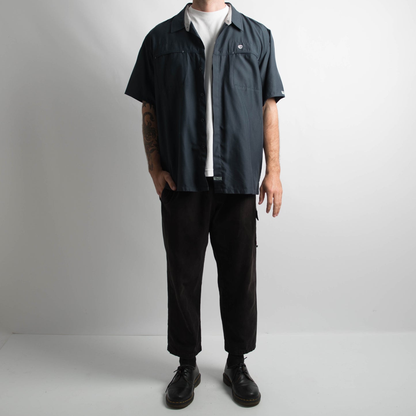 NAVY BUTTON UP SHIRT