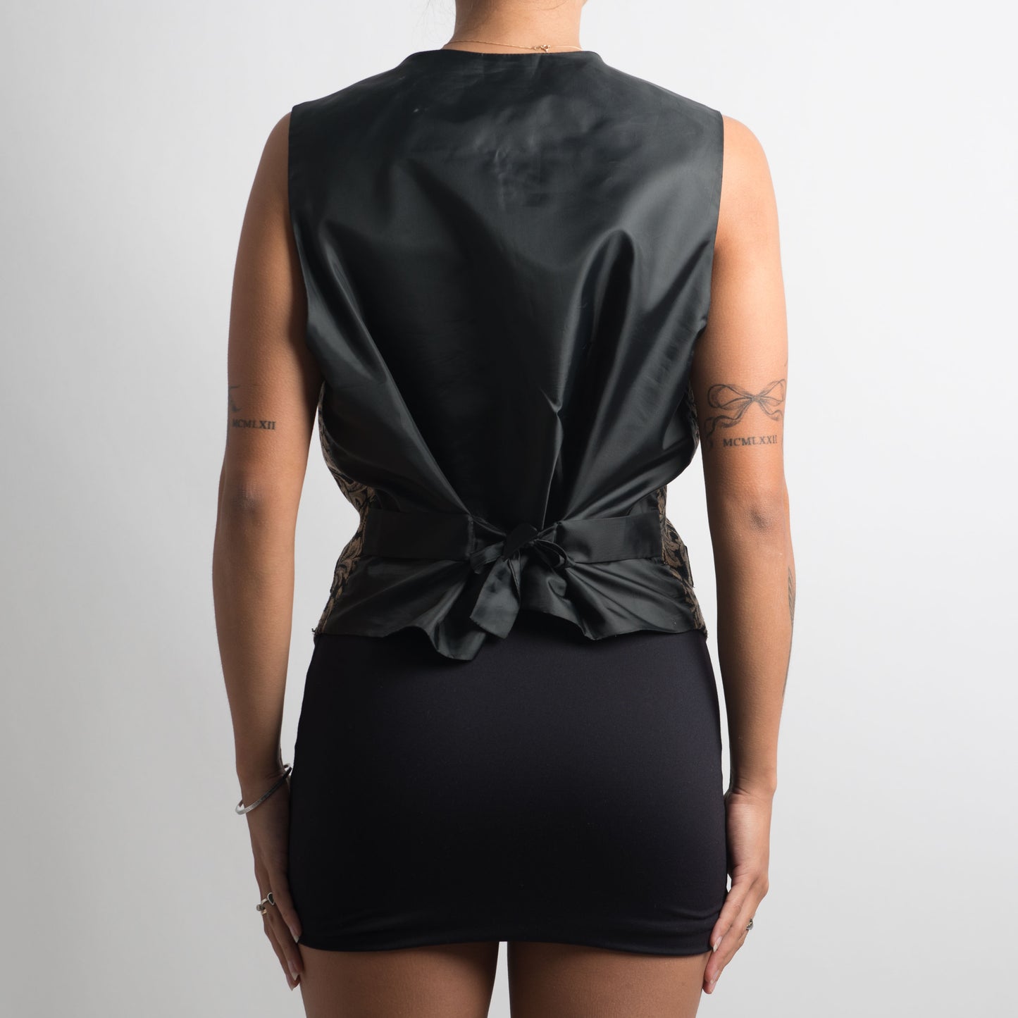 GILET À MOTIFS