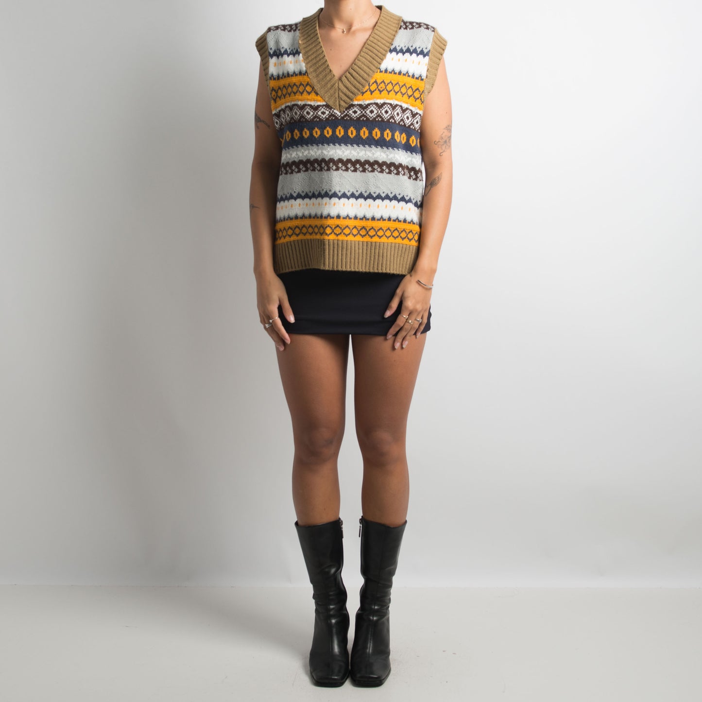 GILET EN TRICOT À MOTIFS