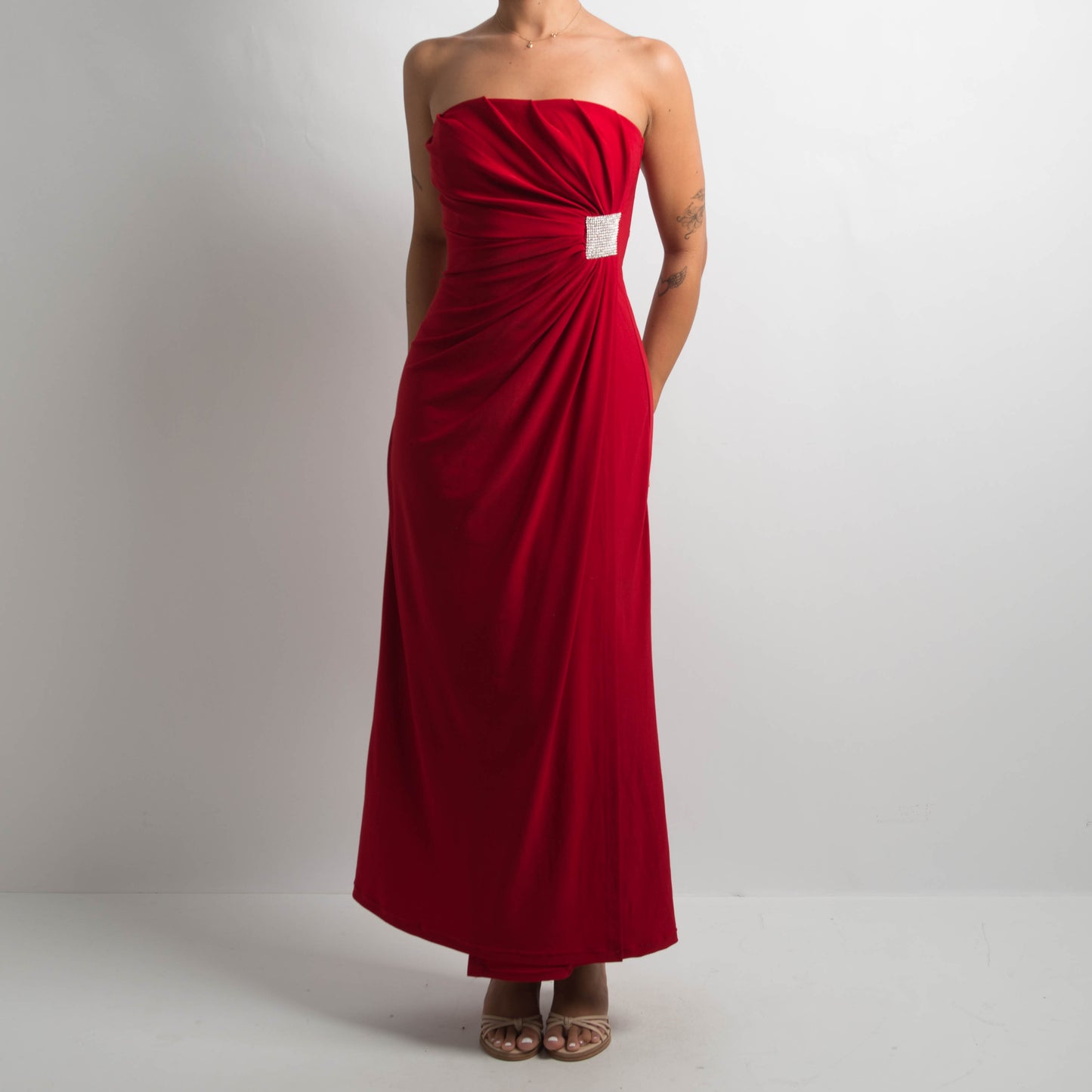 RED STRAPLESS EVENING DRESS