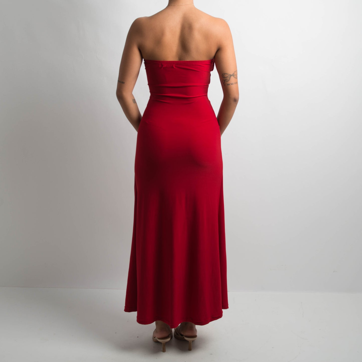 RED STRAPLESS EVENING DRESS