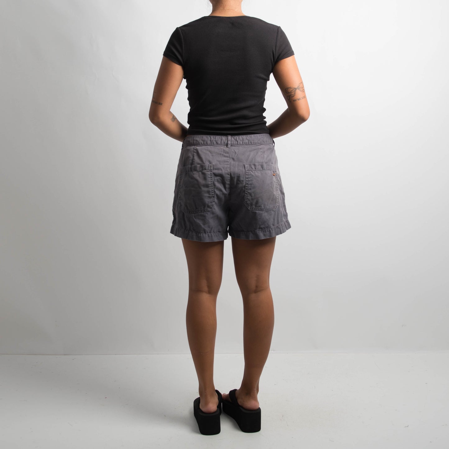 GREY CARGO SHORTS