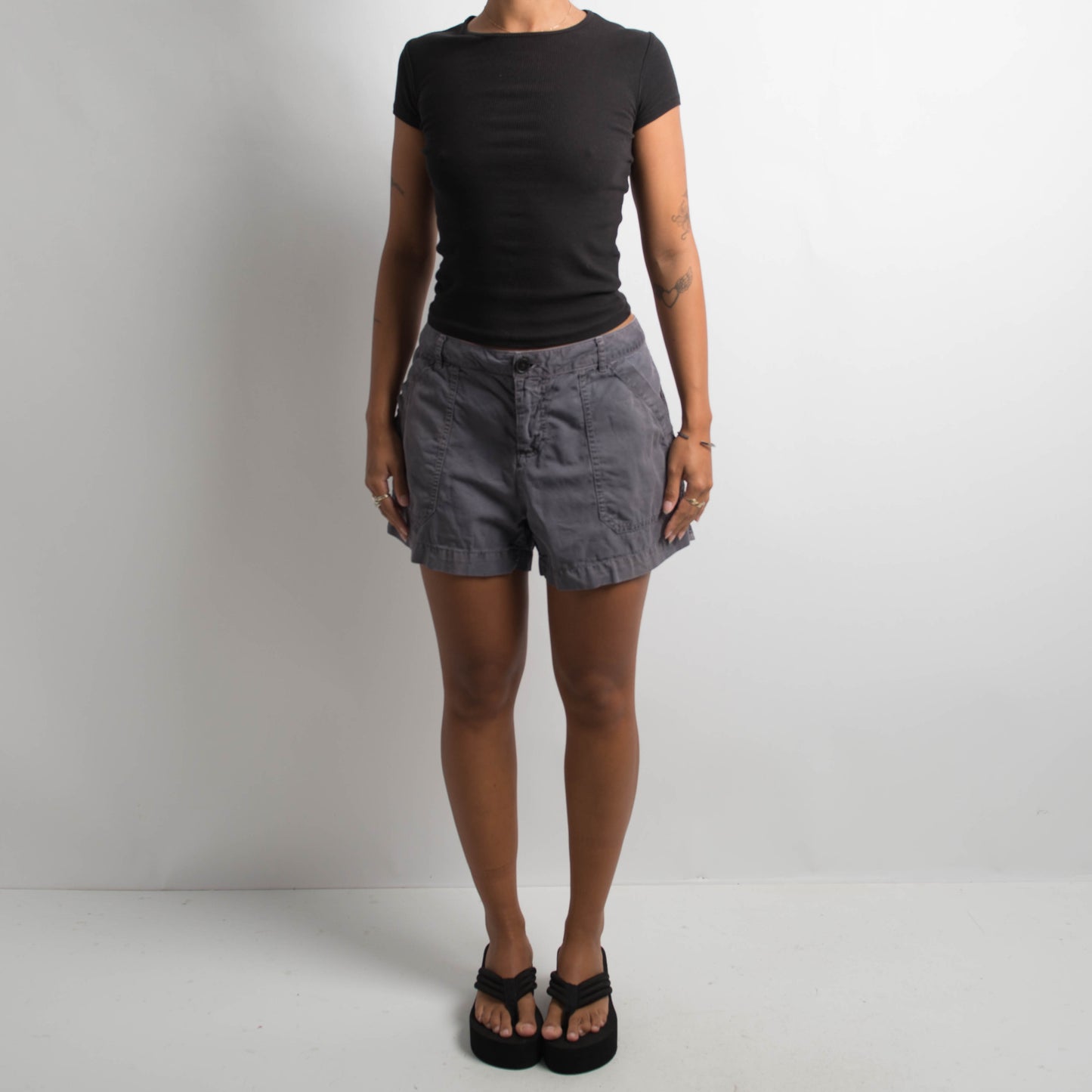 GREY CARGO SHORTS