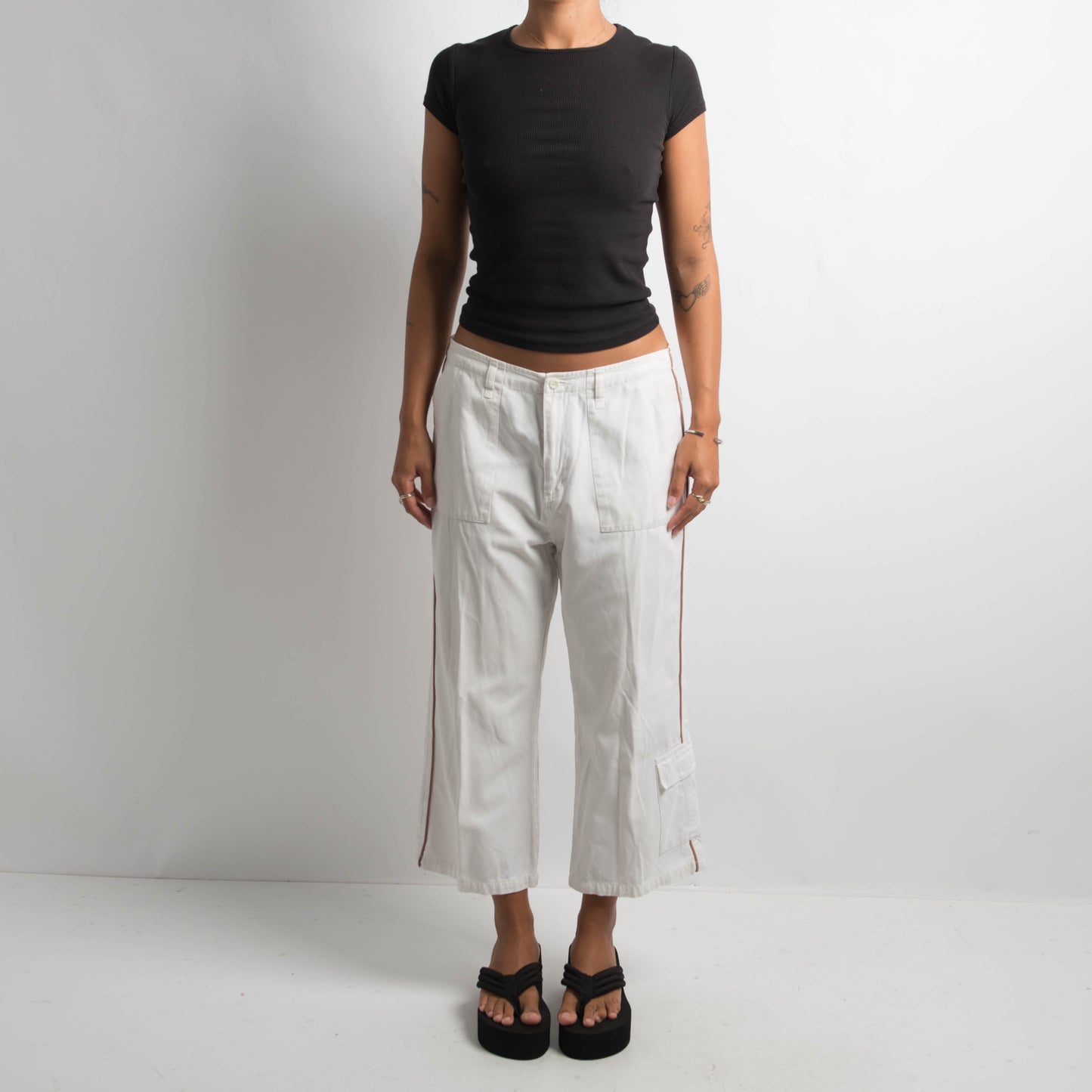 WHITE CROP CARGO PANTS
